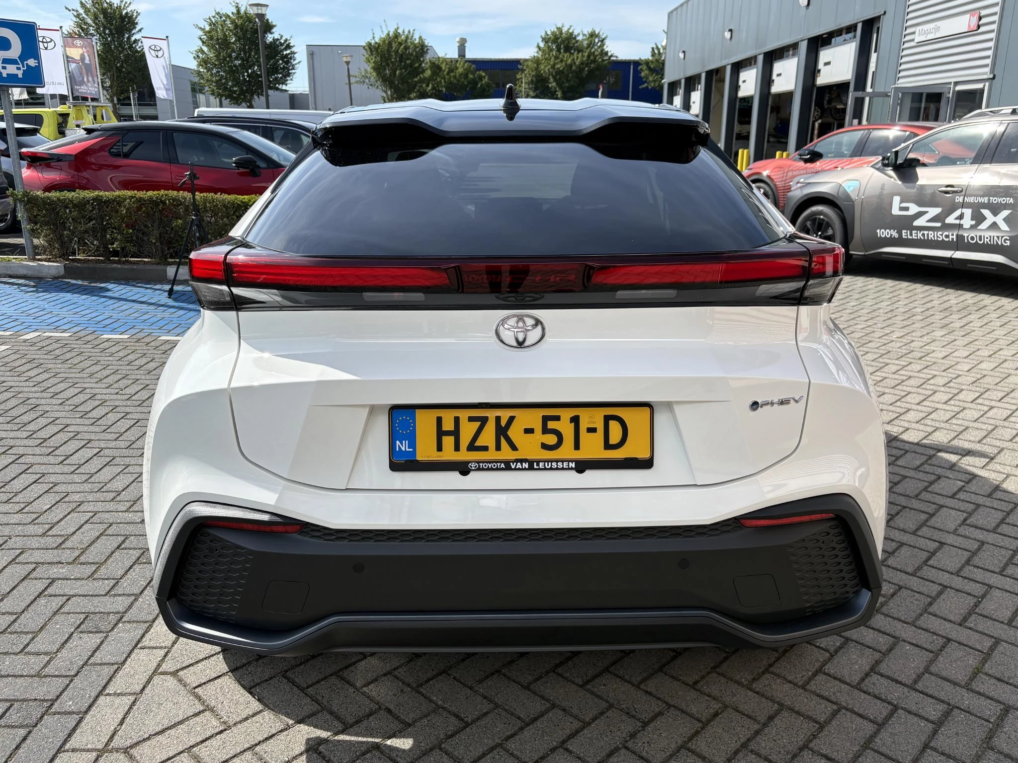 Hoofdafbeelding Toyota C-HR