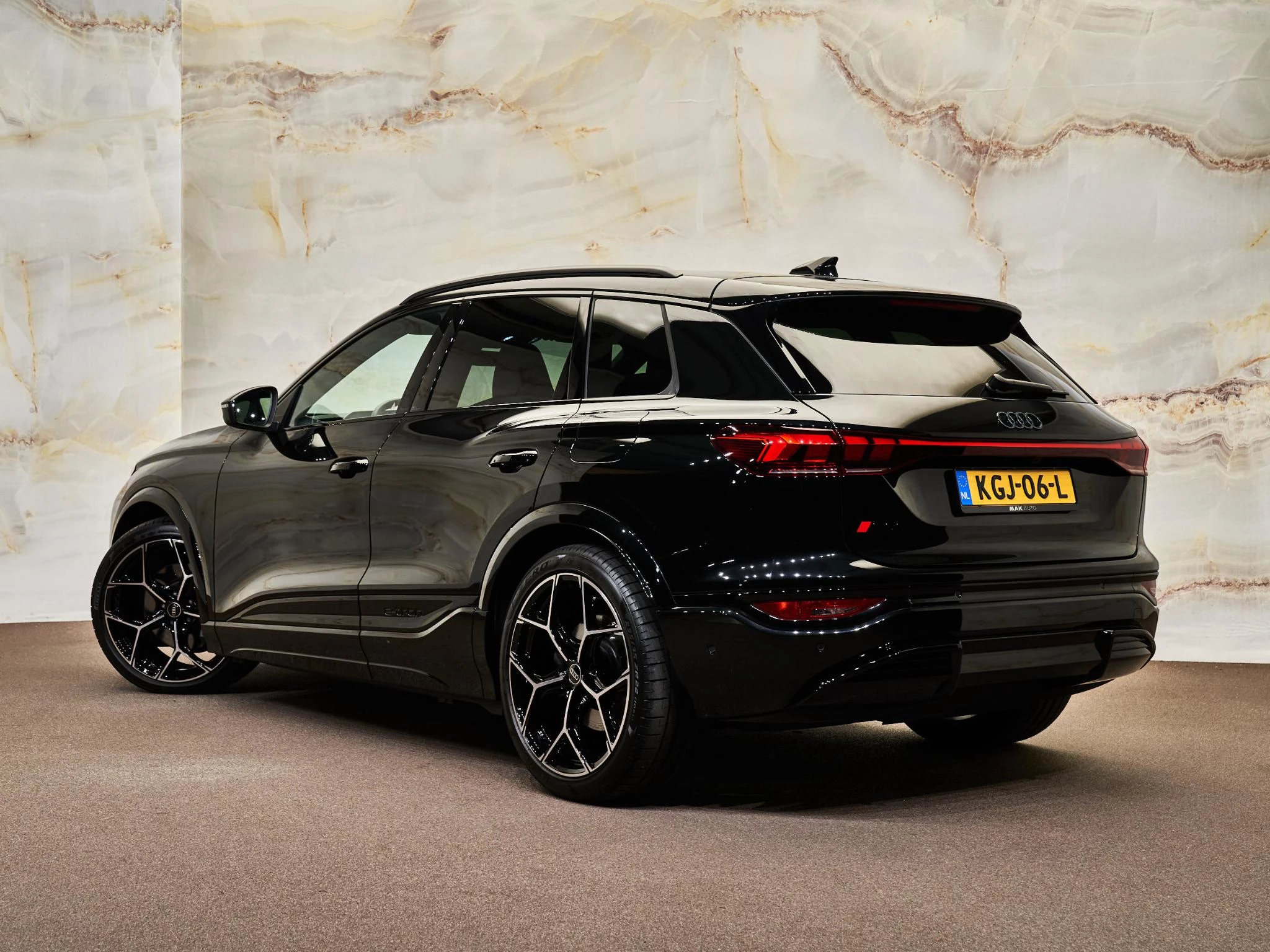 Hoofdafbeelding Audi SQ6 e-tron