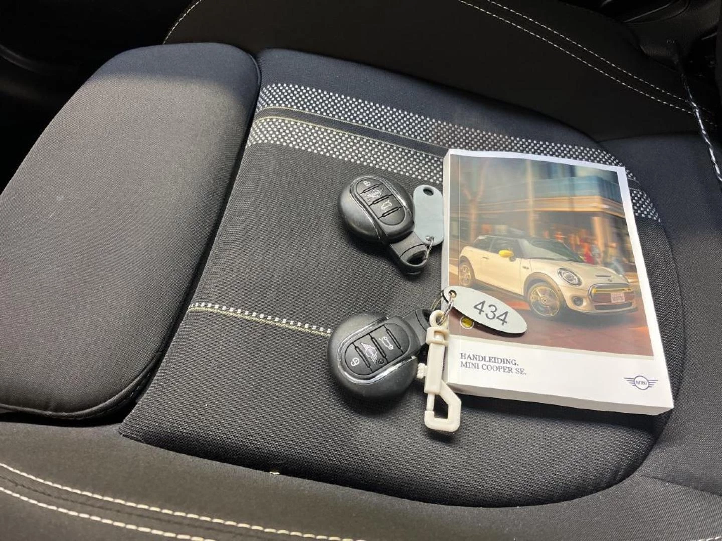 Hoofdafbeelding MINI Electric