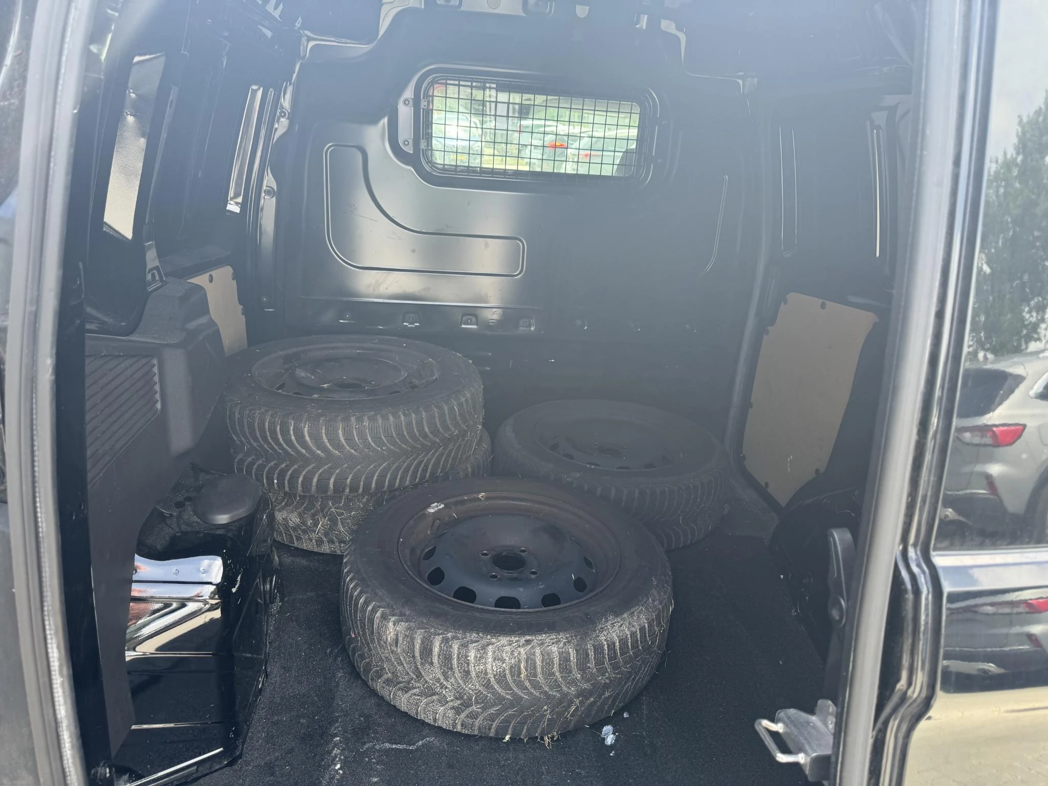 Hoofdafbeelding Ford Transit Courier