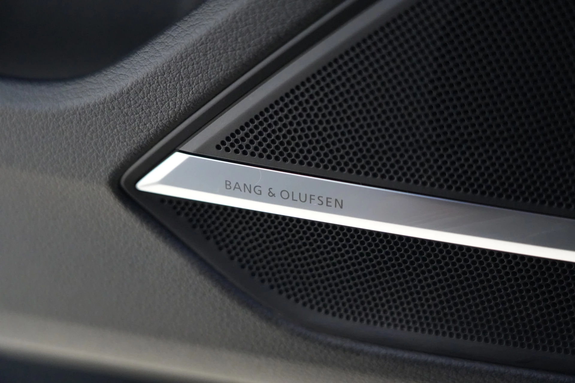 Hoofdafbeelding Audi S8