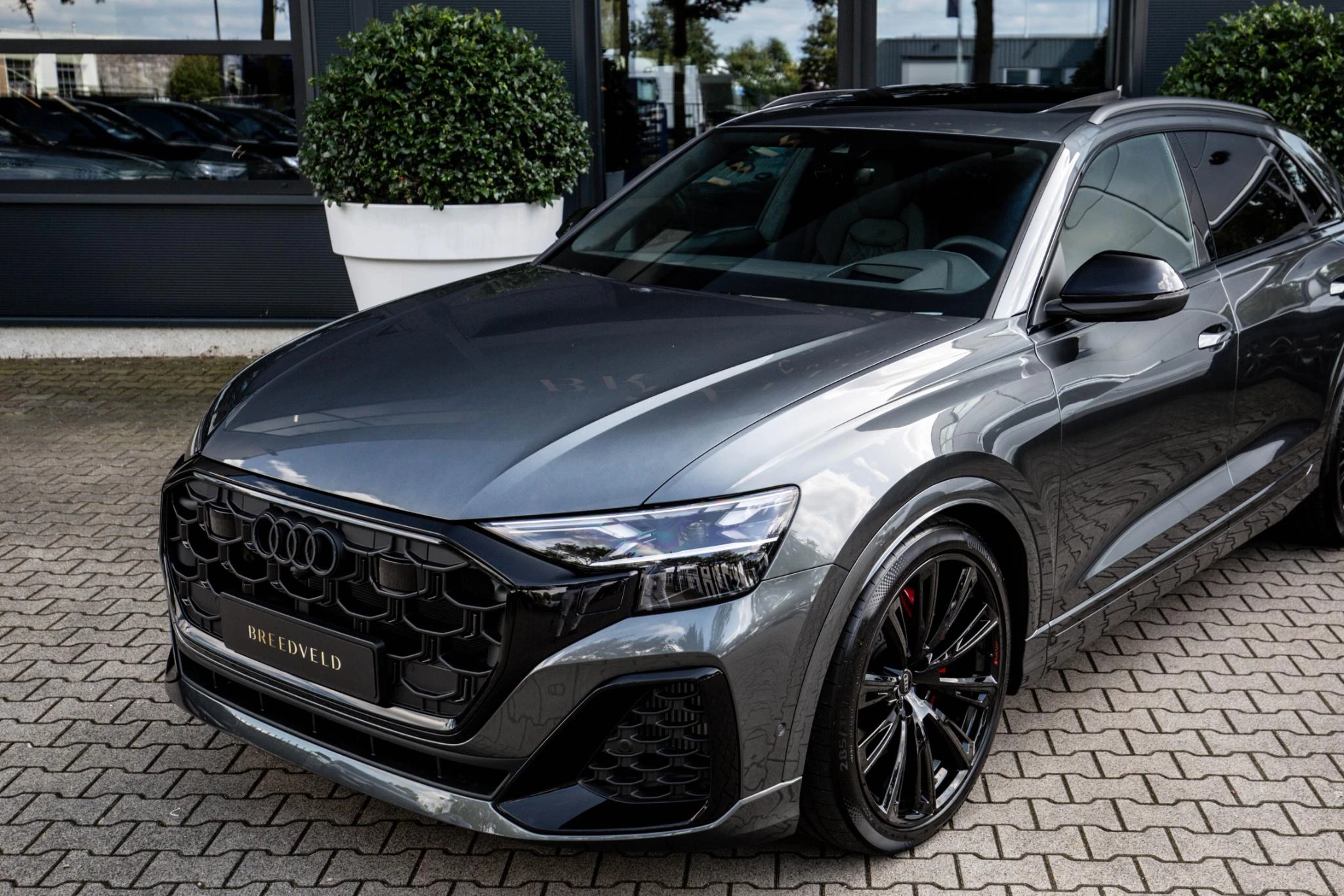 Hoofdafbeelding Audi Q8