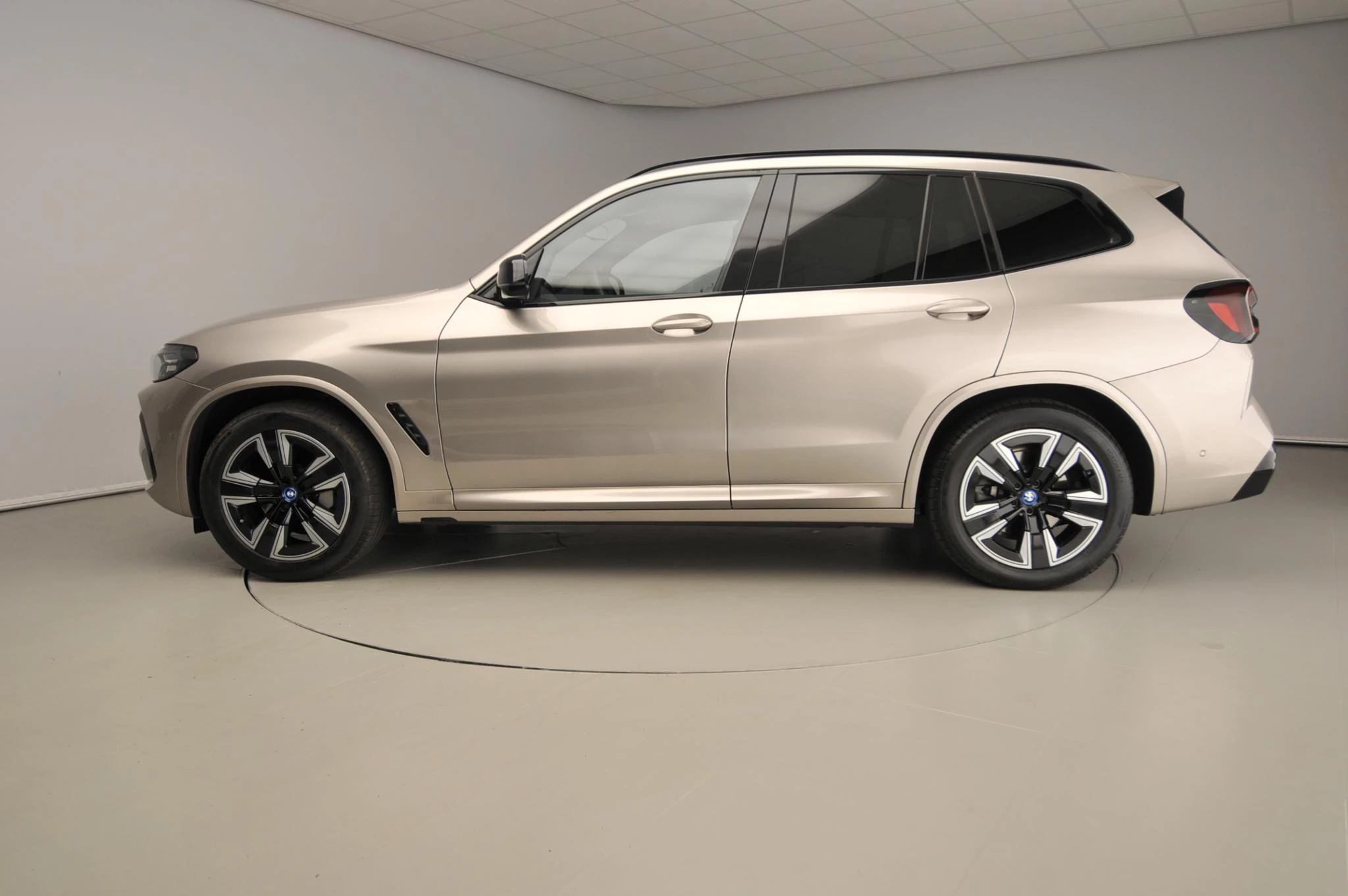 Hoofdafbeelding BMW iX3