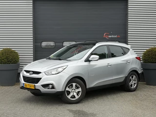 Hoofdafbeelding Hyundai ix35 Hyundai ix35 2.0 CRDi Business Edition | Panoramadak | Camera | Navigatie | Trekhaak |