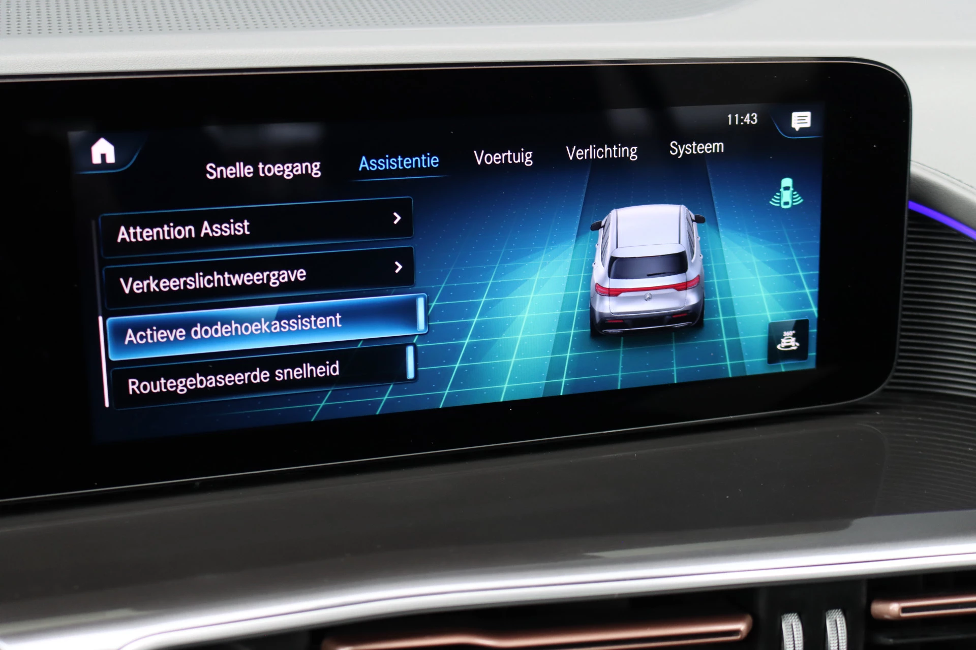 Hoofdafbeelding Mercedes-Benz EQC