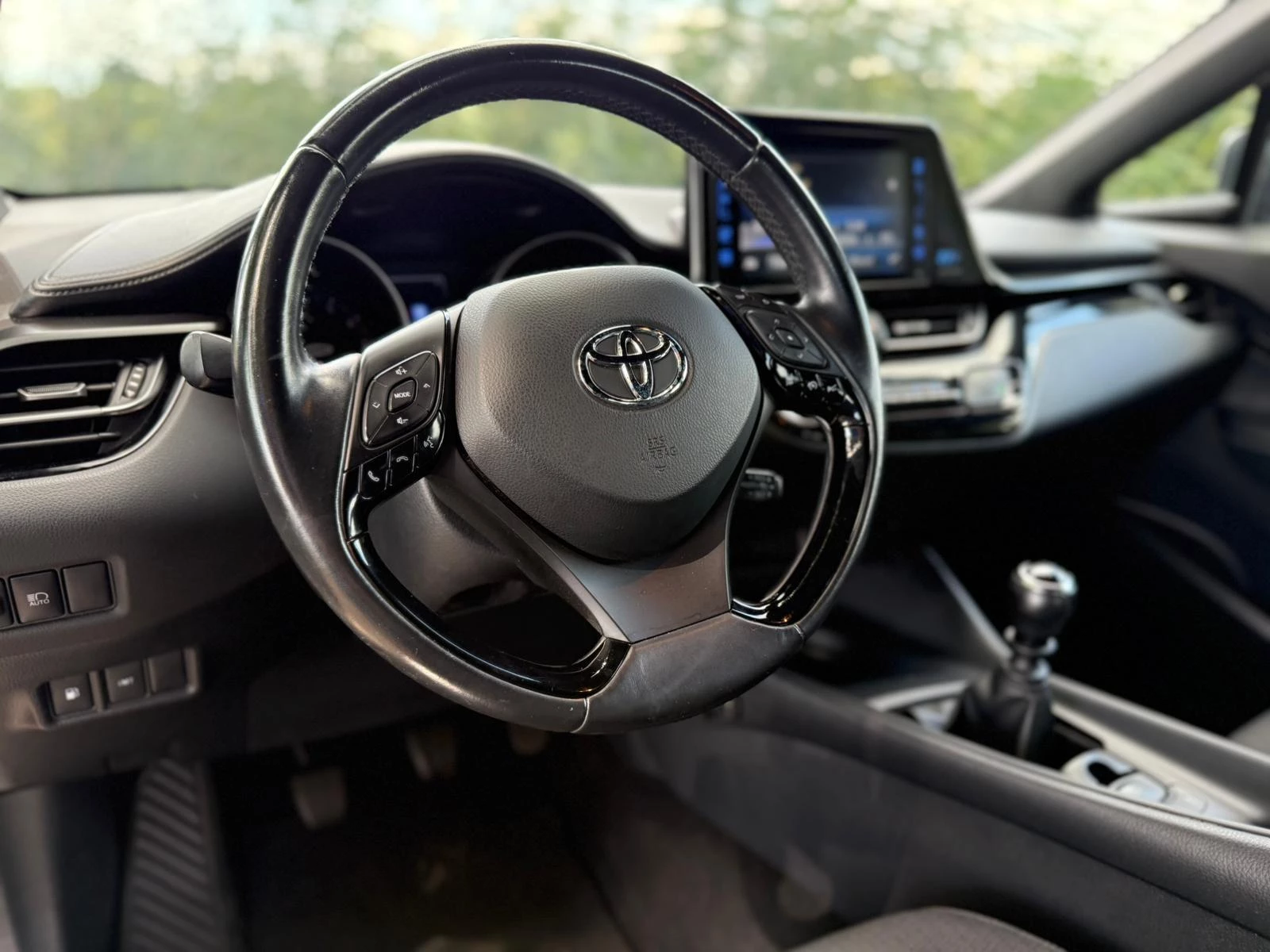 Hoofdafbeelding Toyota C-HR
