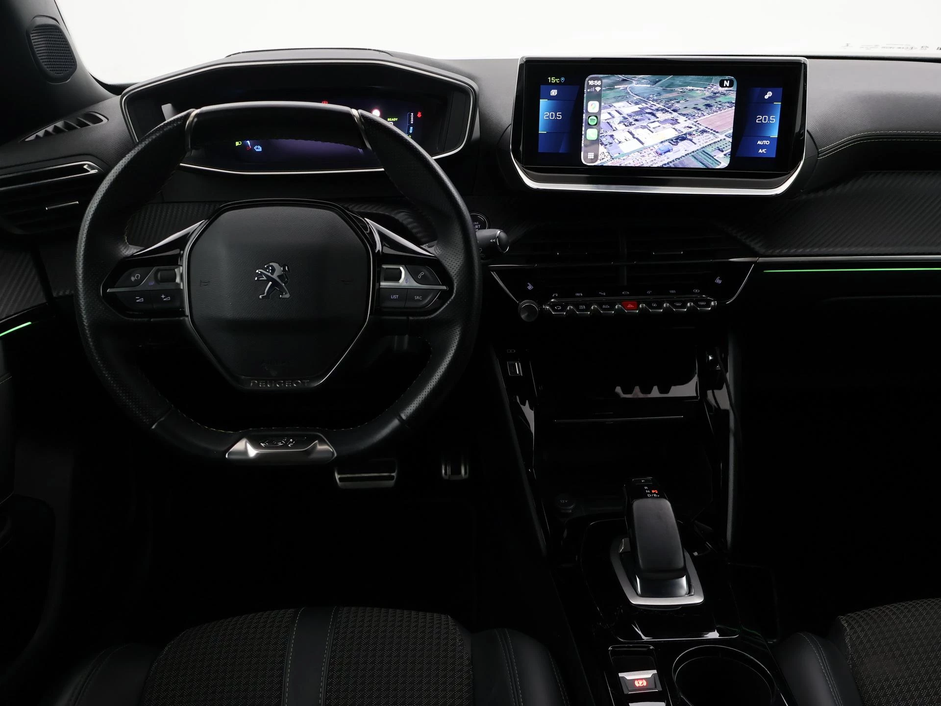 Hoofdafbeelding Peugeot e-2008