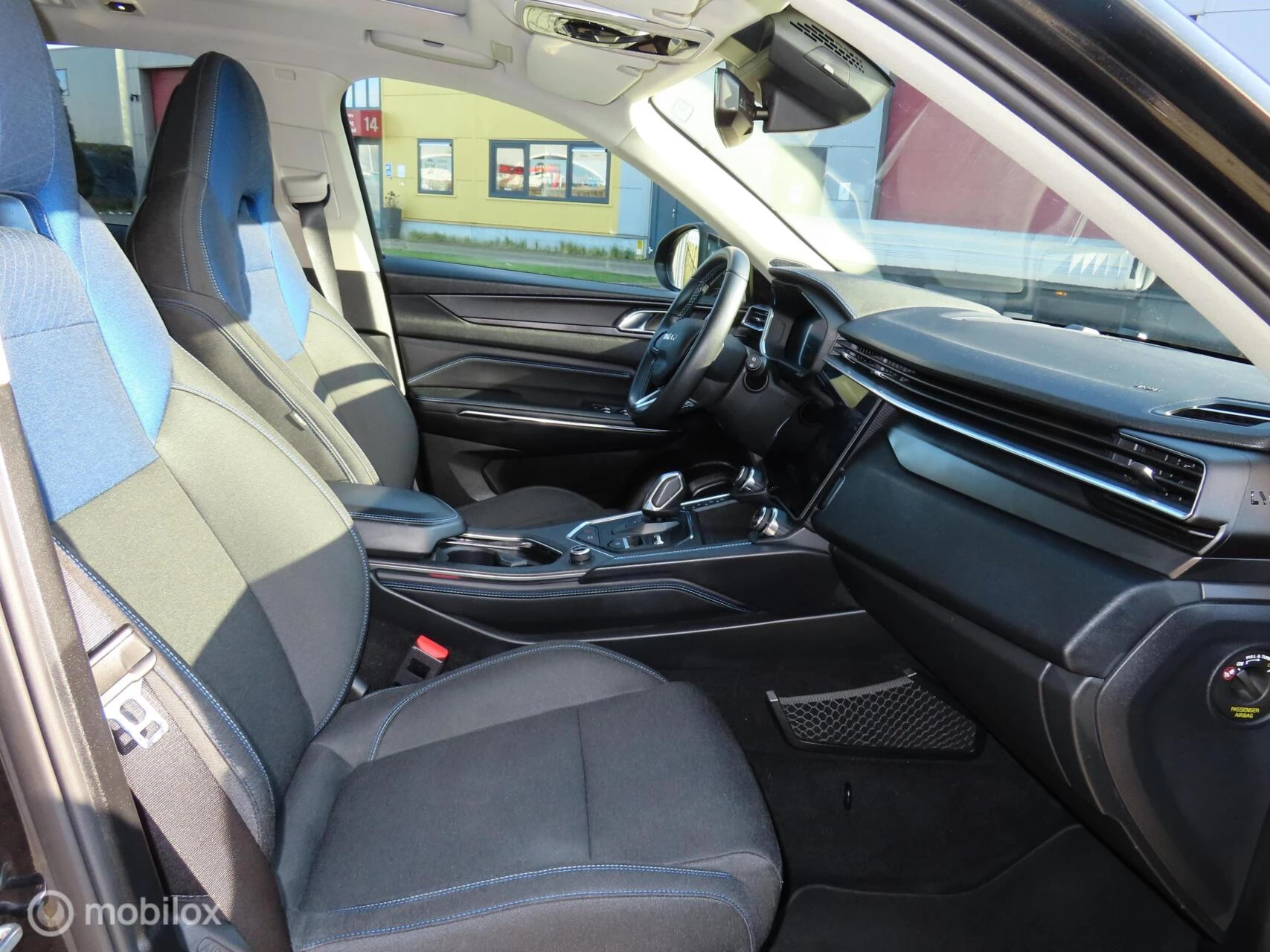 Hoofdafbeelding Lynk & Co 01