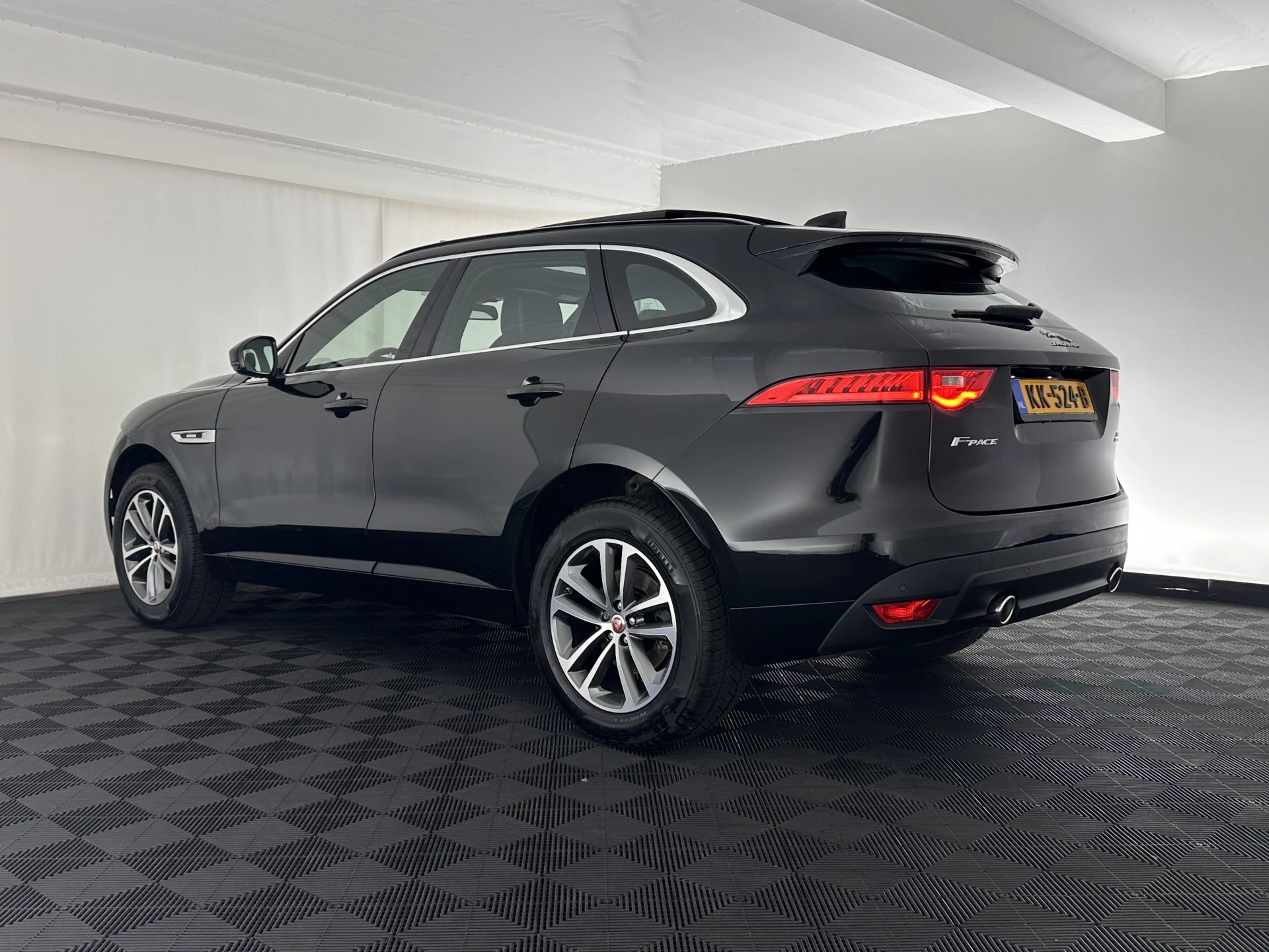 Hoofdafbeelding Jaguar F-PACE