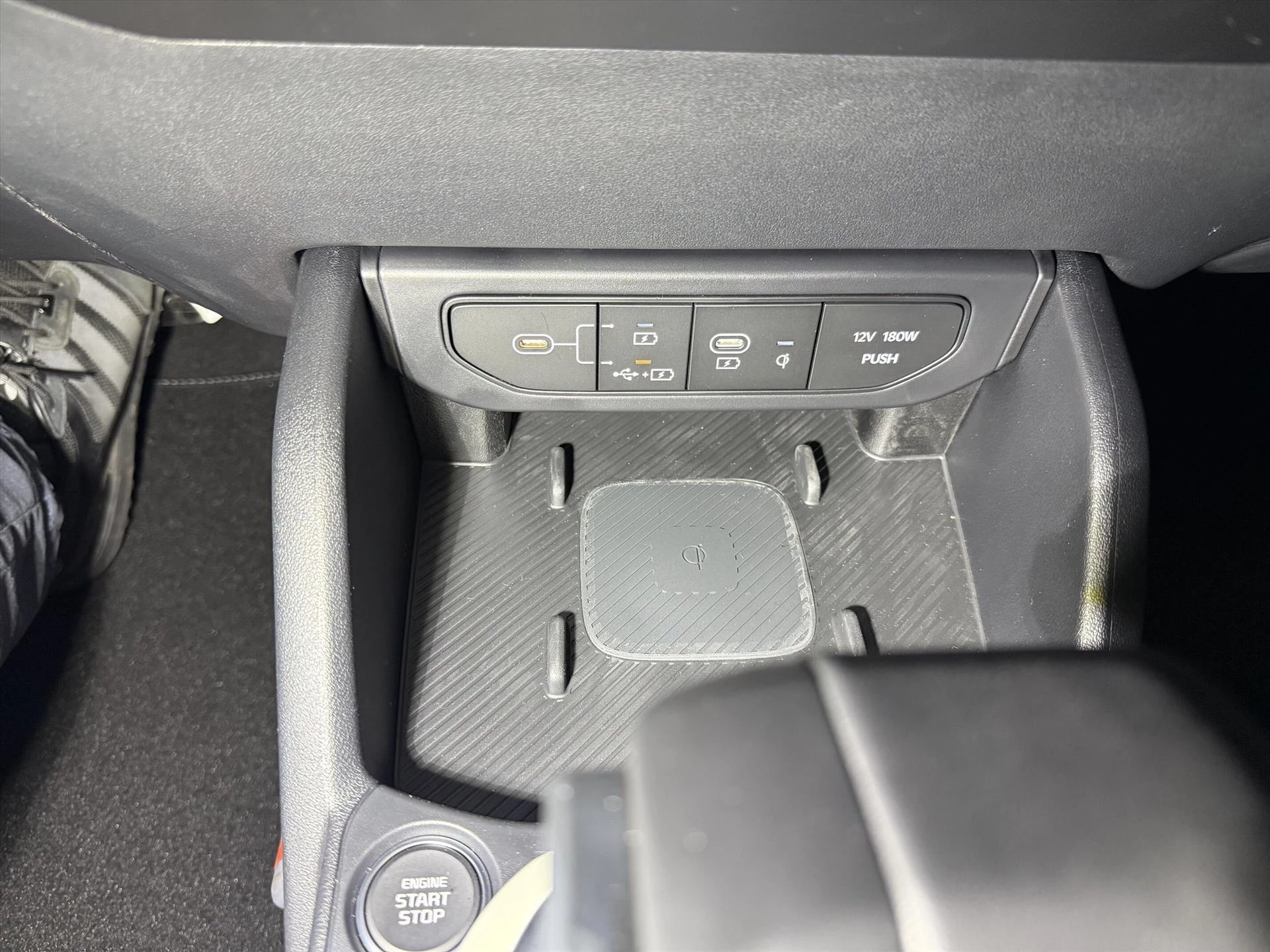 Hoofdafbeelding Kia K4
