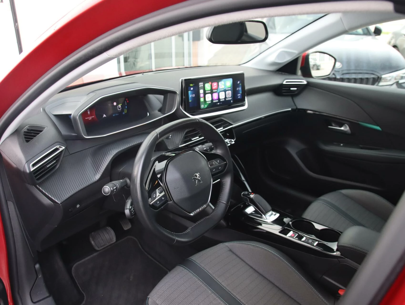 Hoofdafbeelding Peugeot e-208
