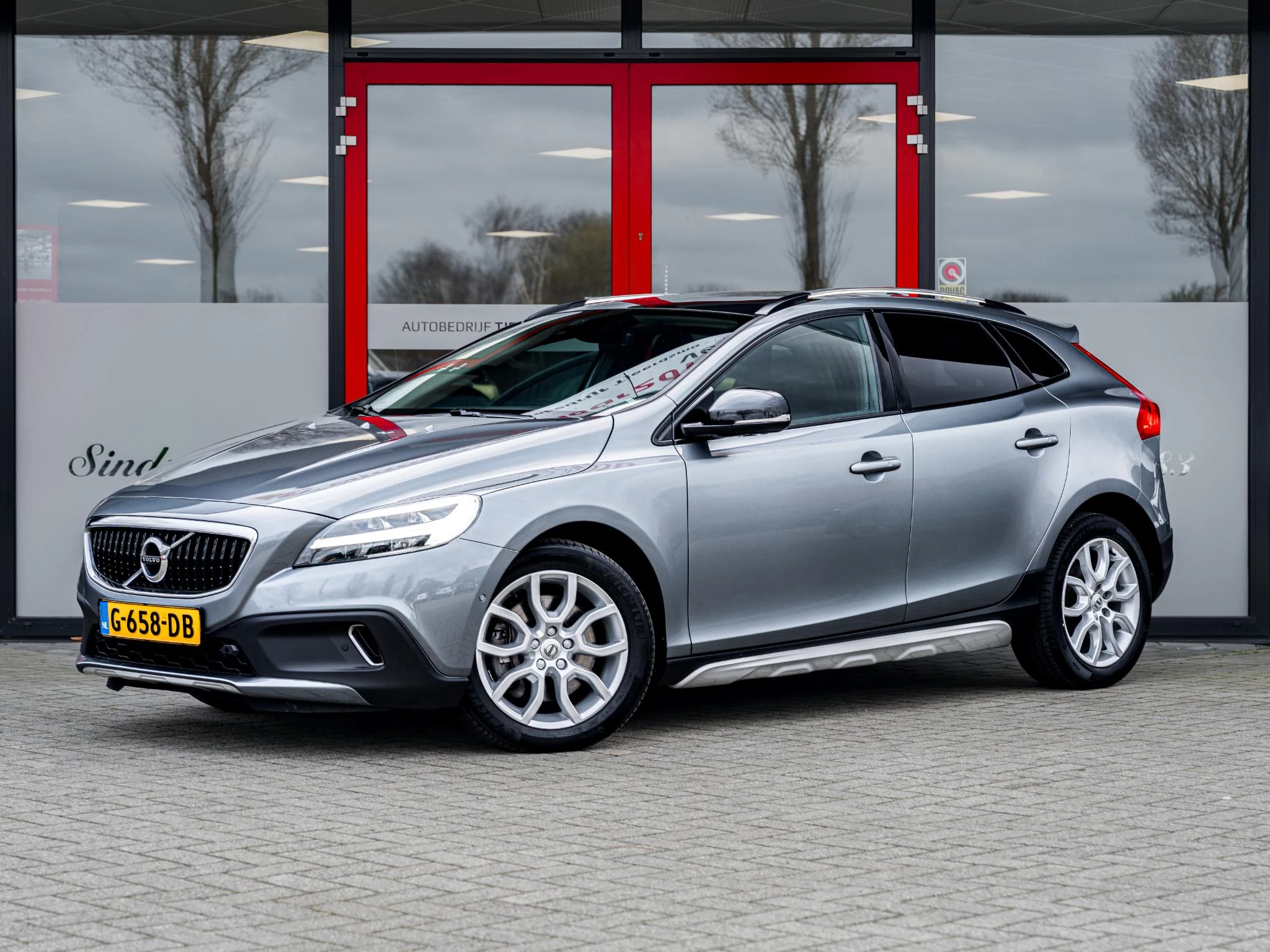 Hoofdafbeelding Volvo V40