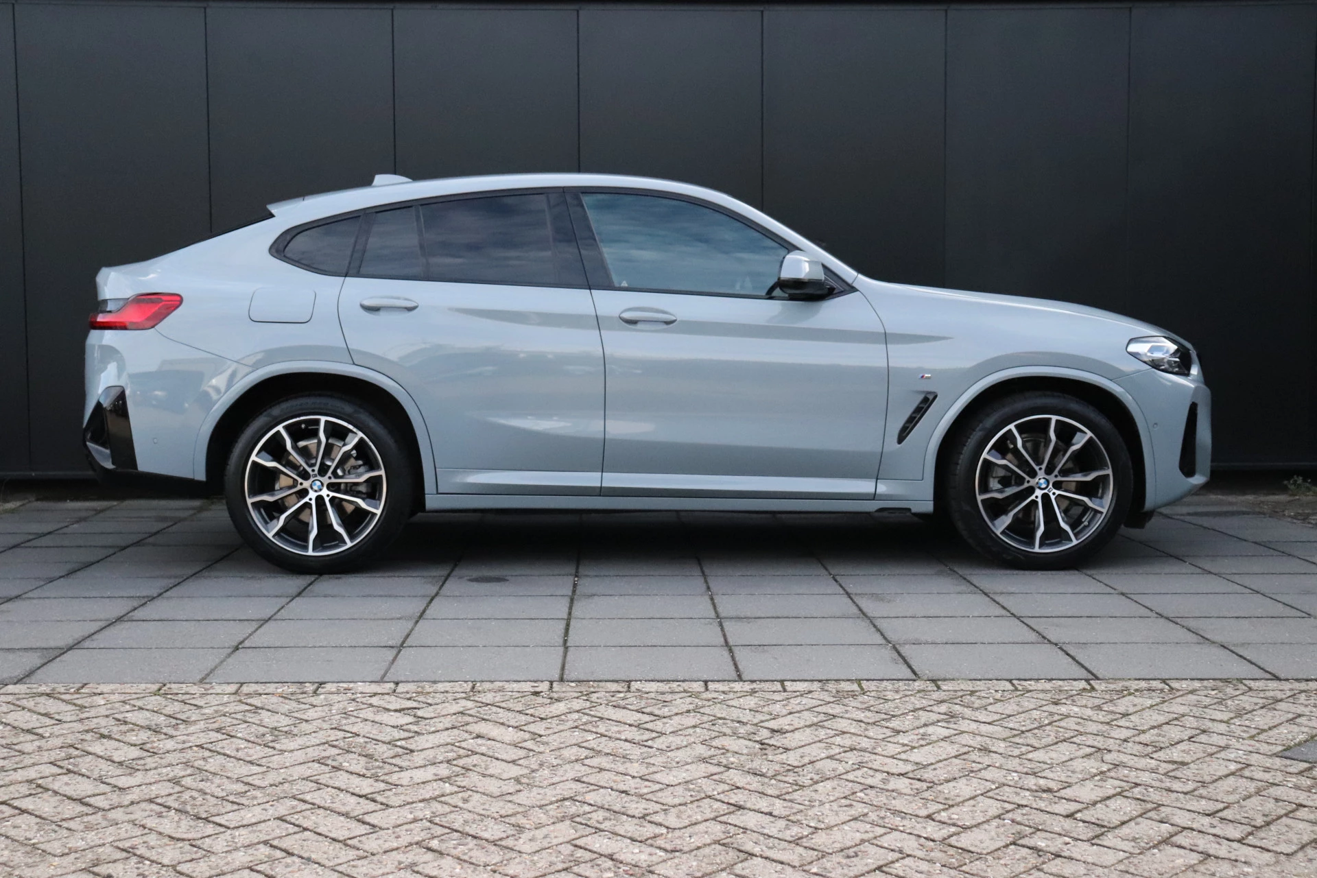Hoofdafbeelding BMW X4