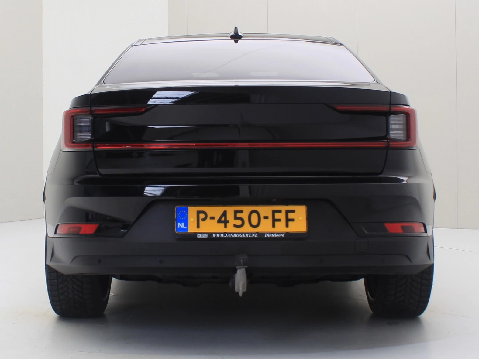 Hoofdafbeelding Polestar 2