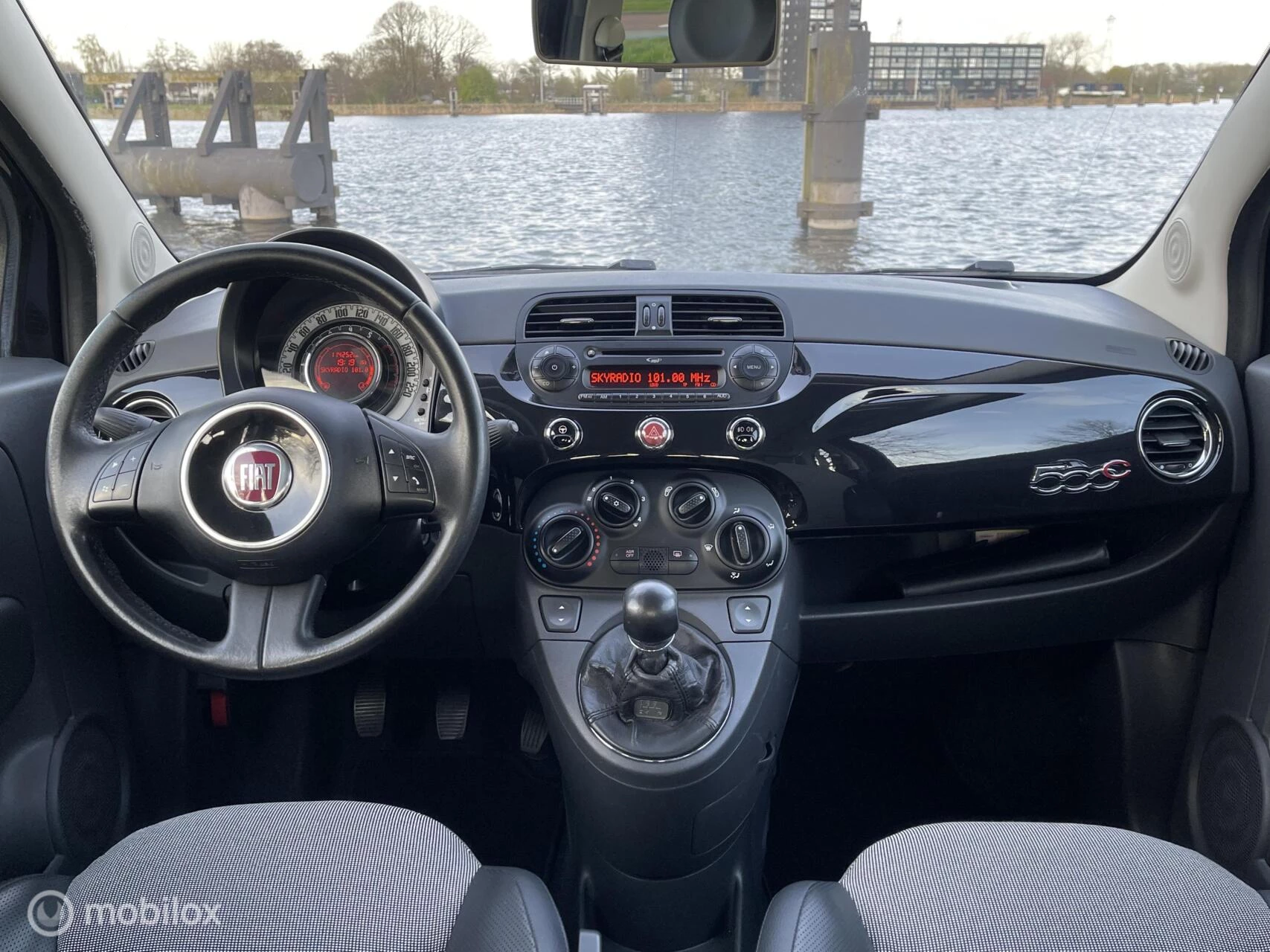 Hoofdafbeelding Fiat 500C