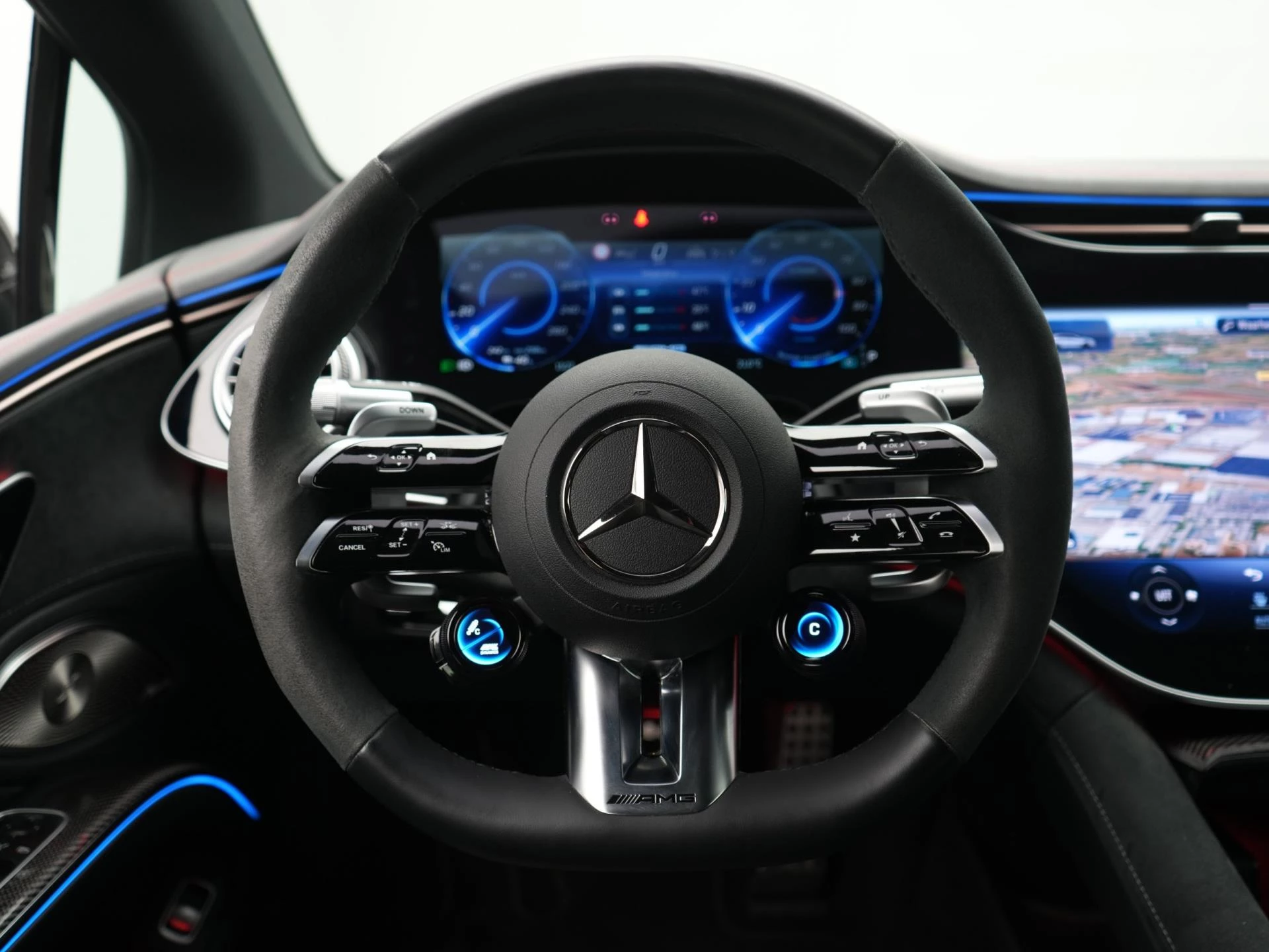 Hoofdafbeelding Mercedes-Benz EQS