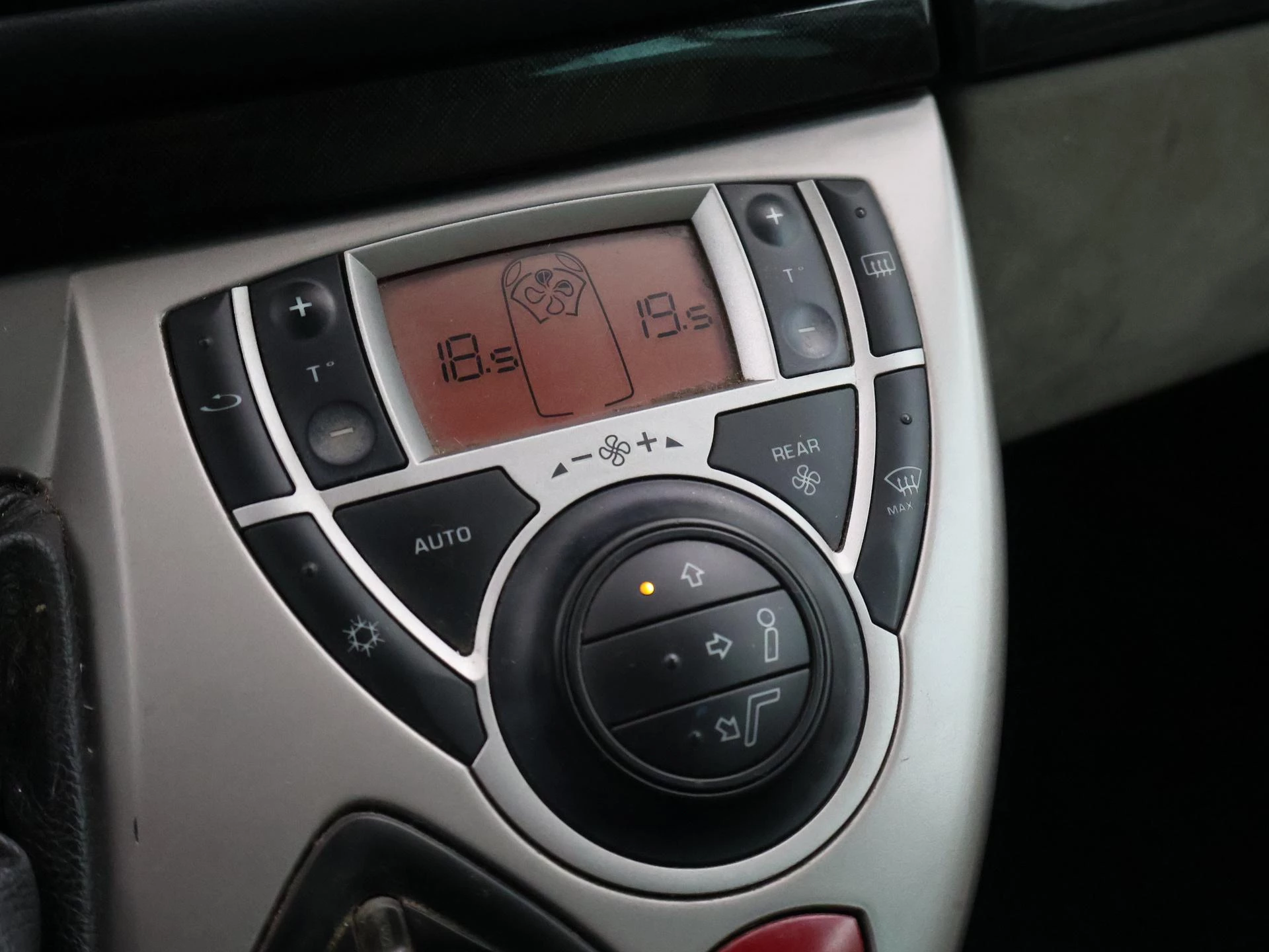 Hoofdafbeelding Peugeot 807