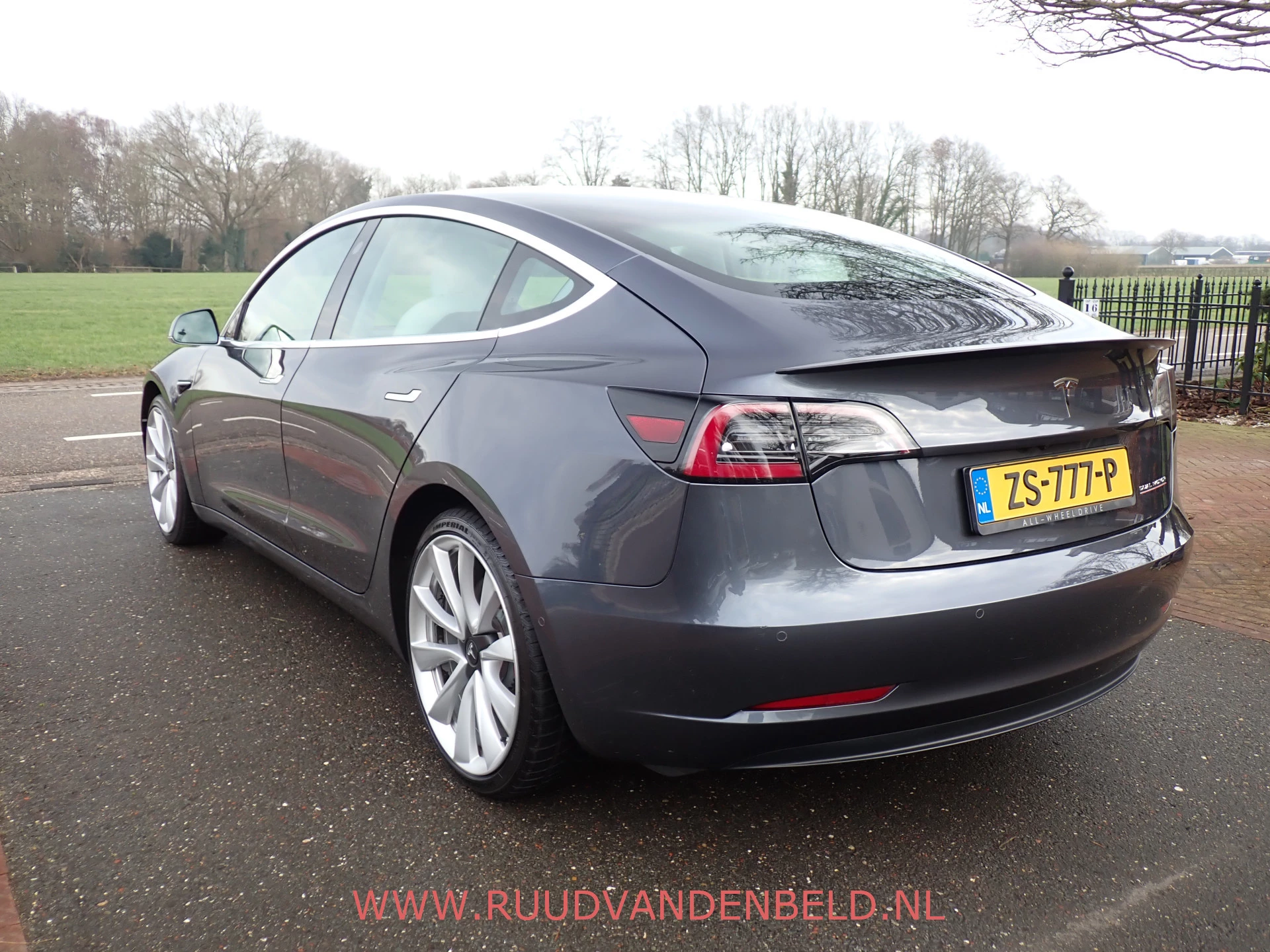 Hoofdafbeelding Tesla Model 3