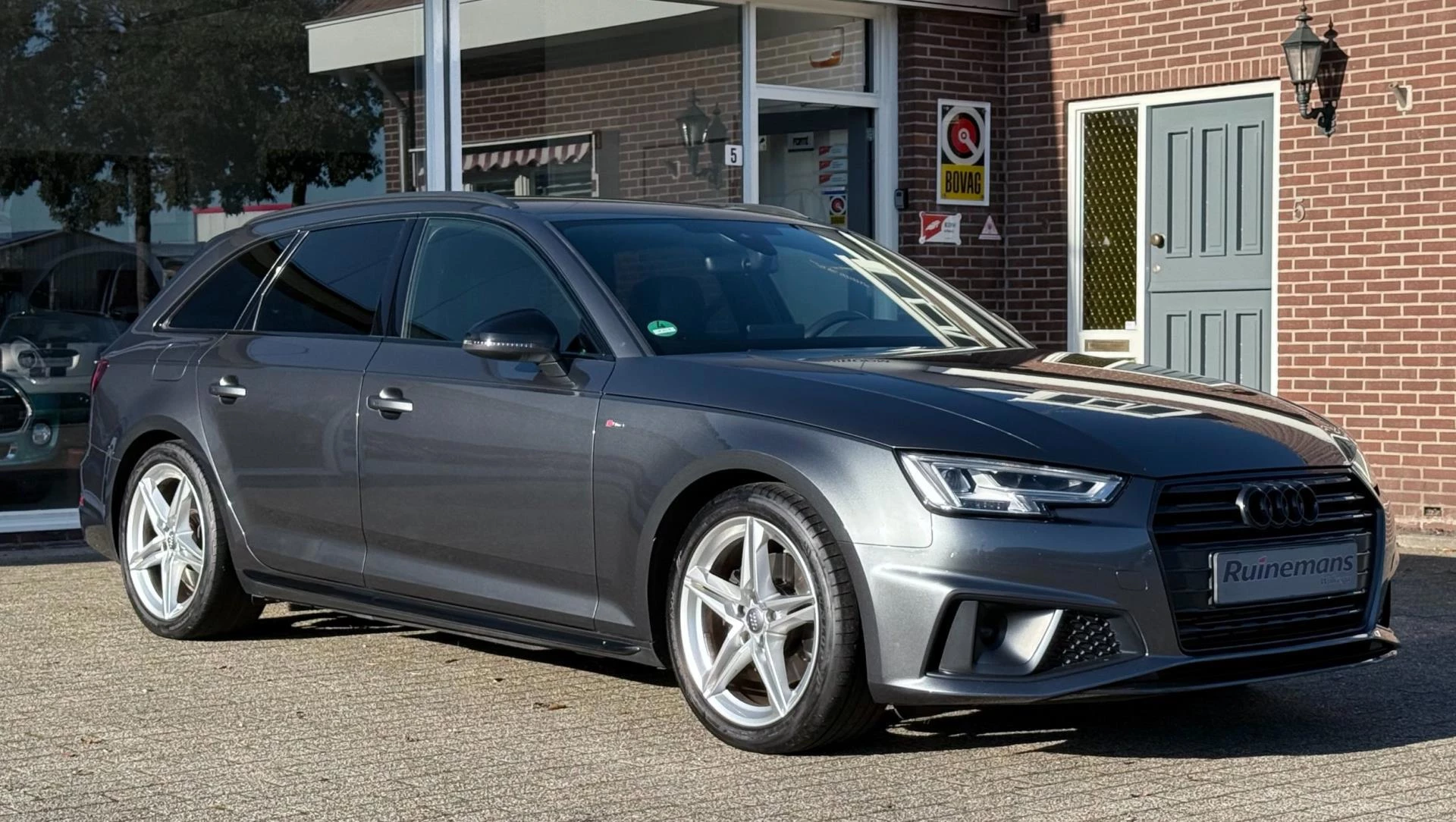 Hoofdafbeelding Audi A4