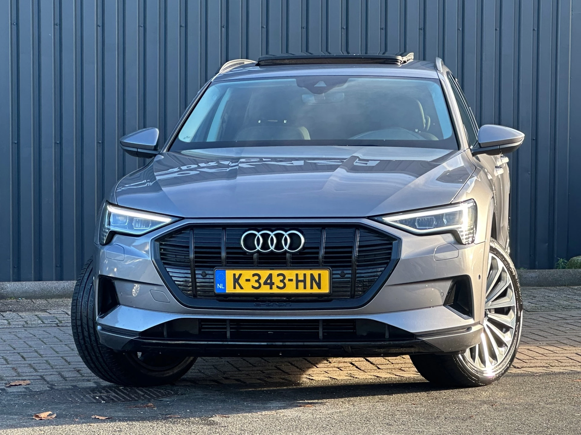 Hoofdafbeelding Audi e-tron