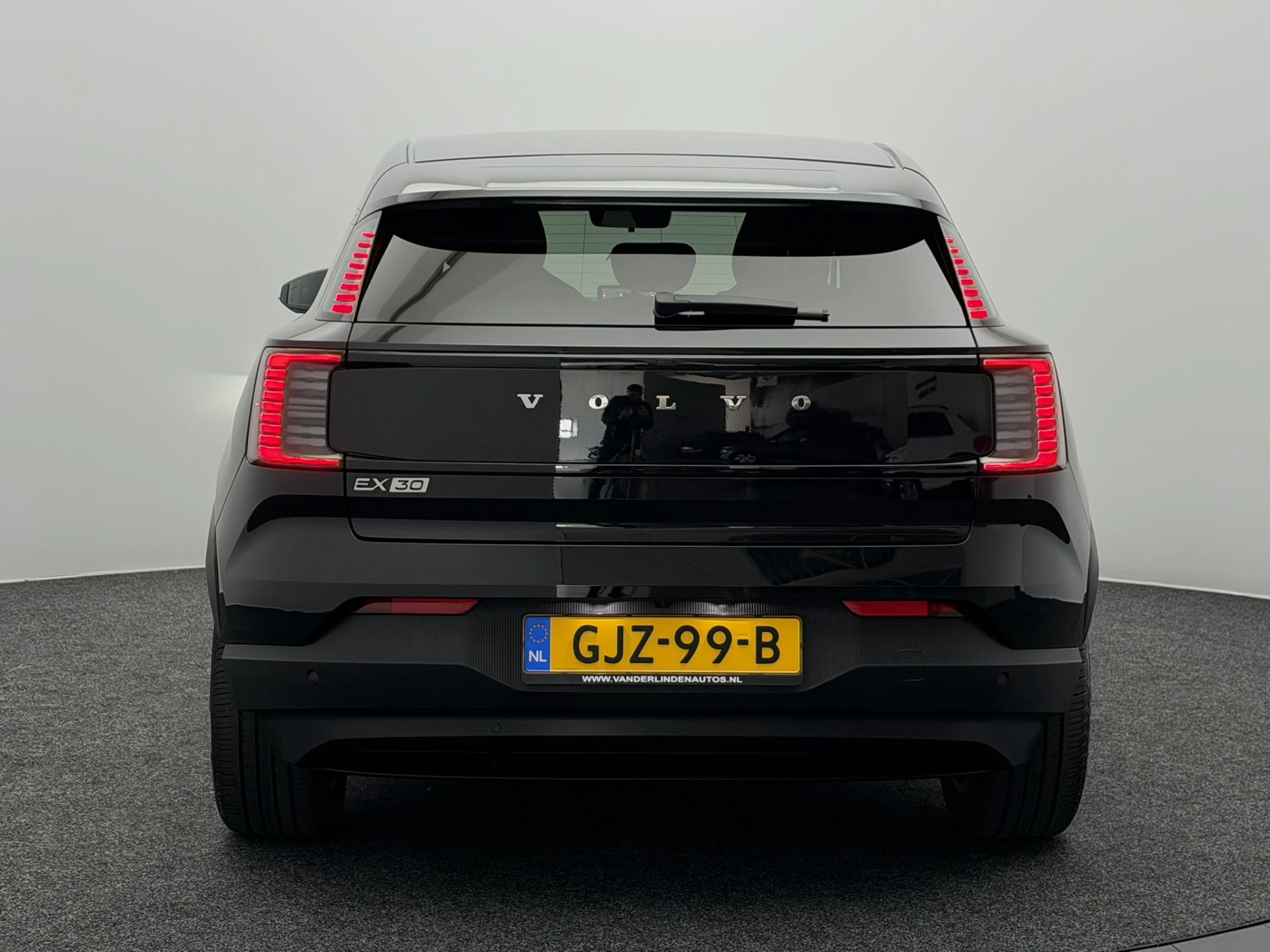 Hoofdafbeelding Volvo EX30