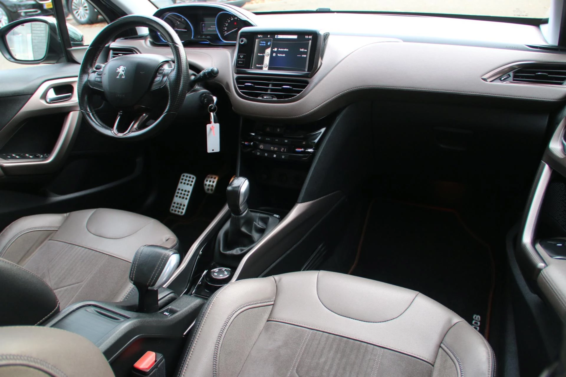 Hoofdafbeelding Peugeot 2008