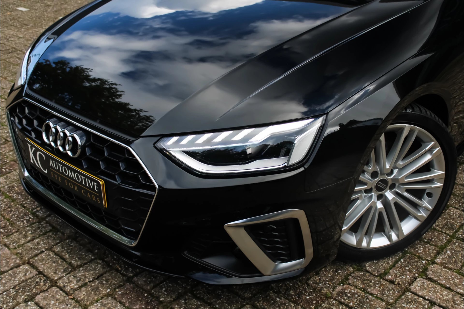 Hoofdafbeelding Audi A4