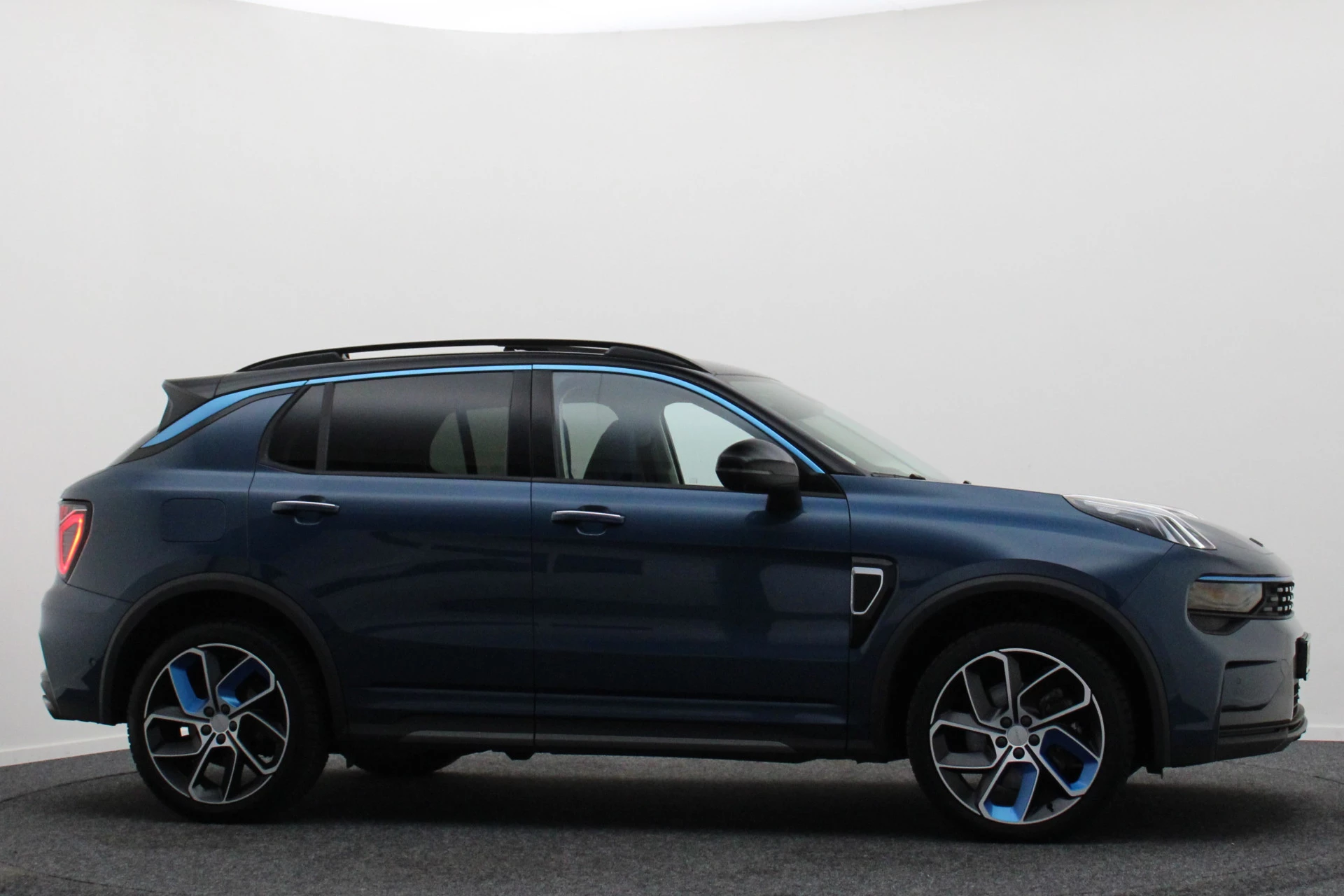 Hoofdafbeelding Lynk & Co 01