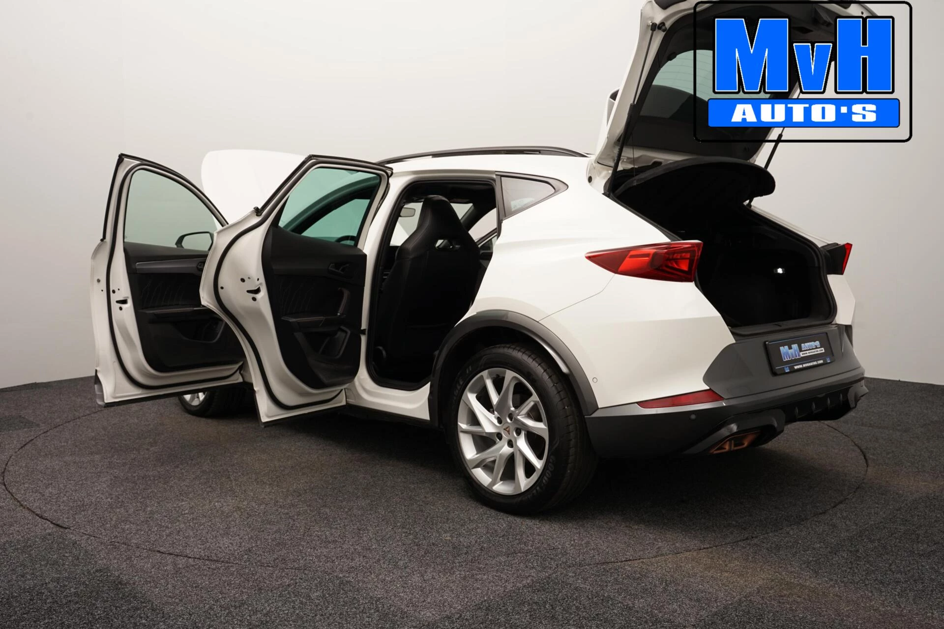 Hoofdafbeelding CUPRA Formentor