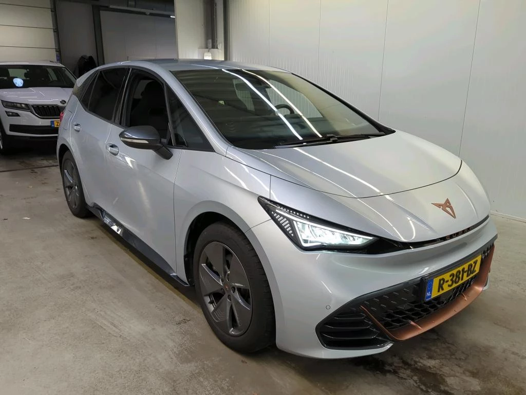 Hoofdafbeelding CUPRA Born