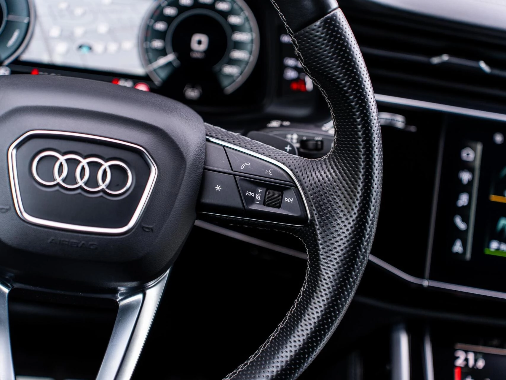 Hoofdafbeelding Audi Q8