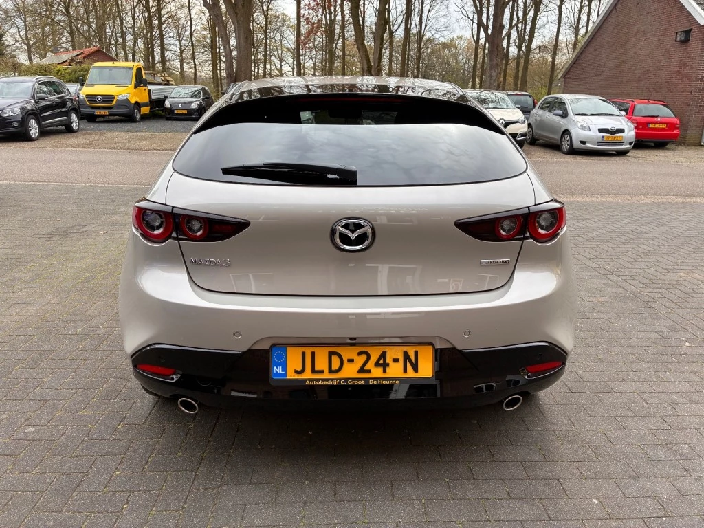 Hoofdafbeelding Mazda 3