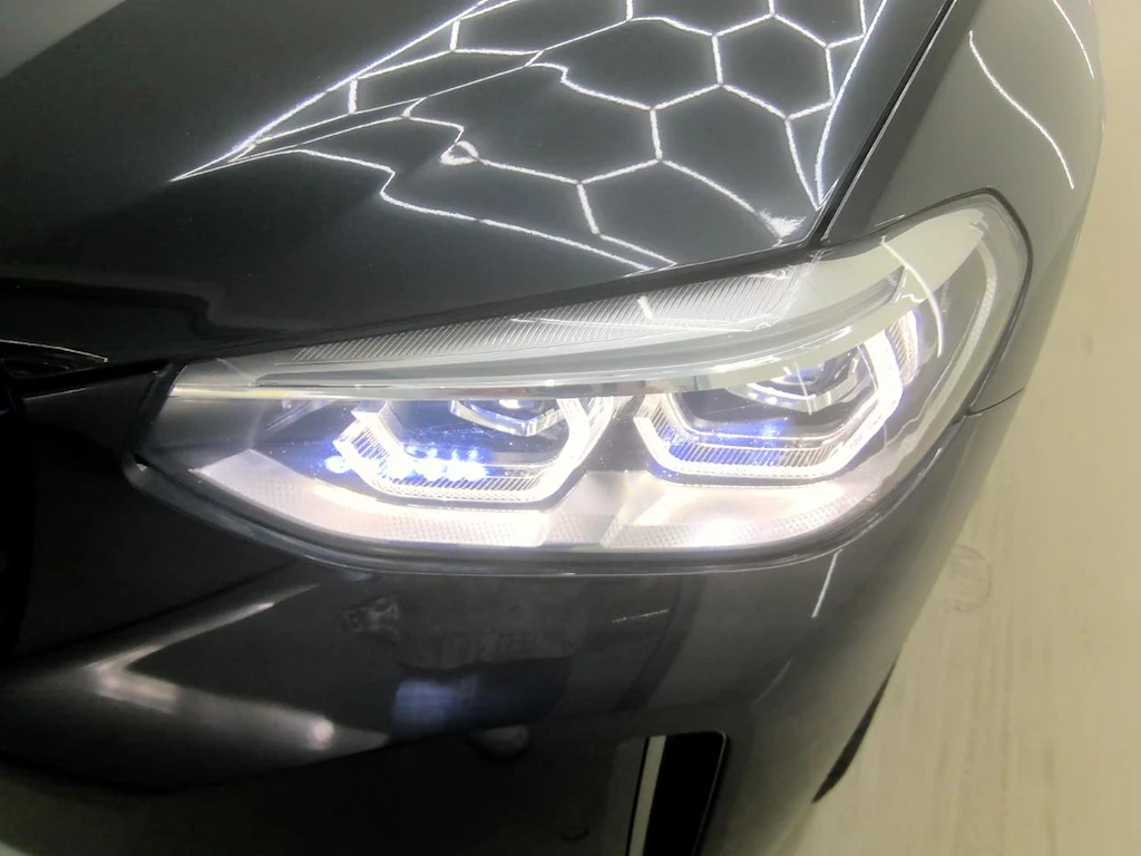 Hoofdafbeelding BMW iX3