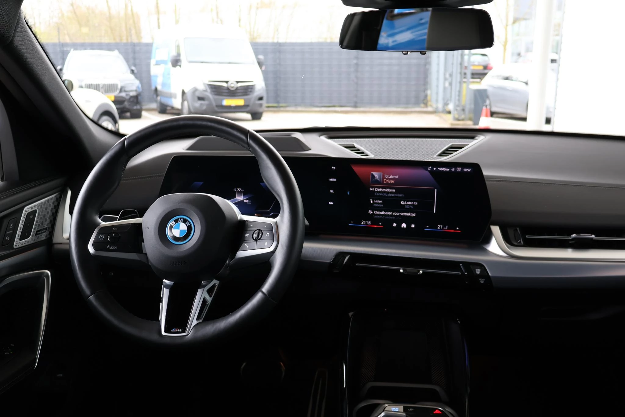 Hoofdafbeelding BMW iX2