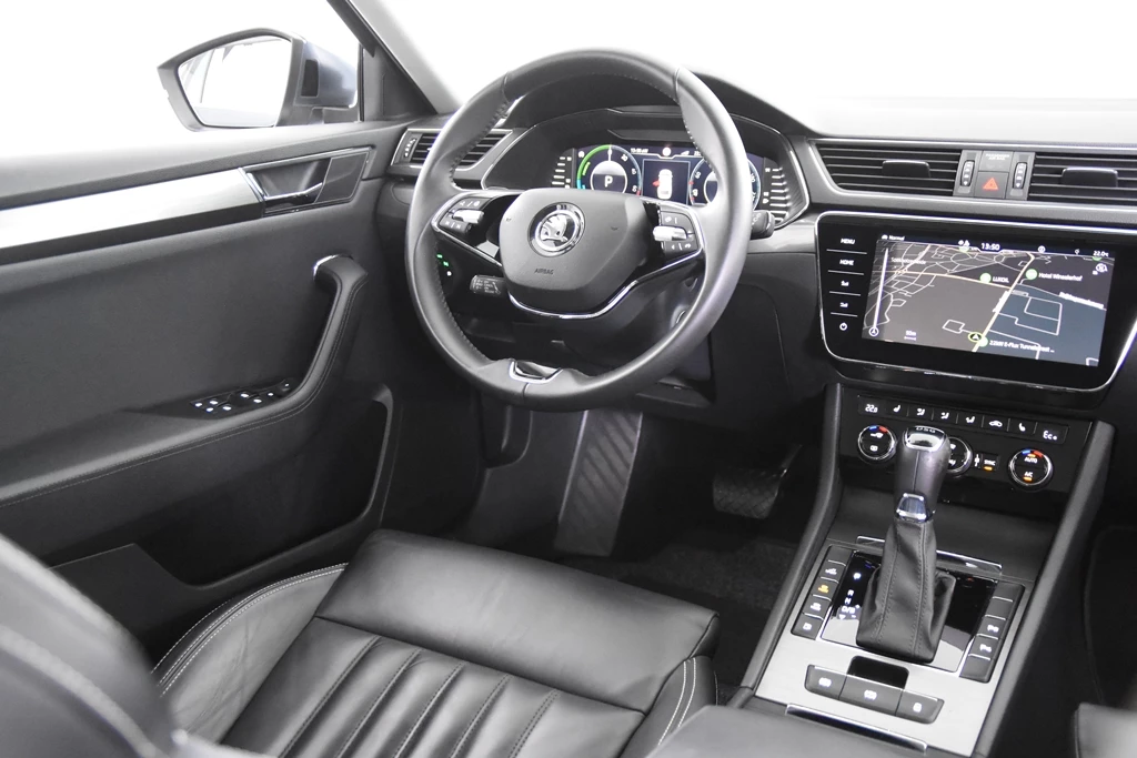 Hoofdafbeelding Škoda Superb