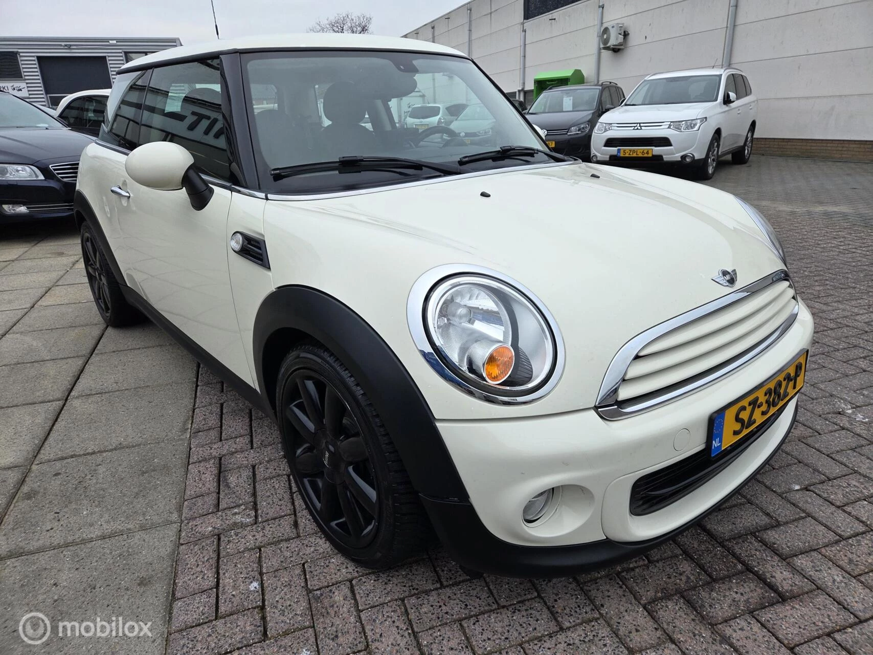 Hoofdafbeelding MINI 3-deurs