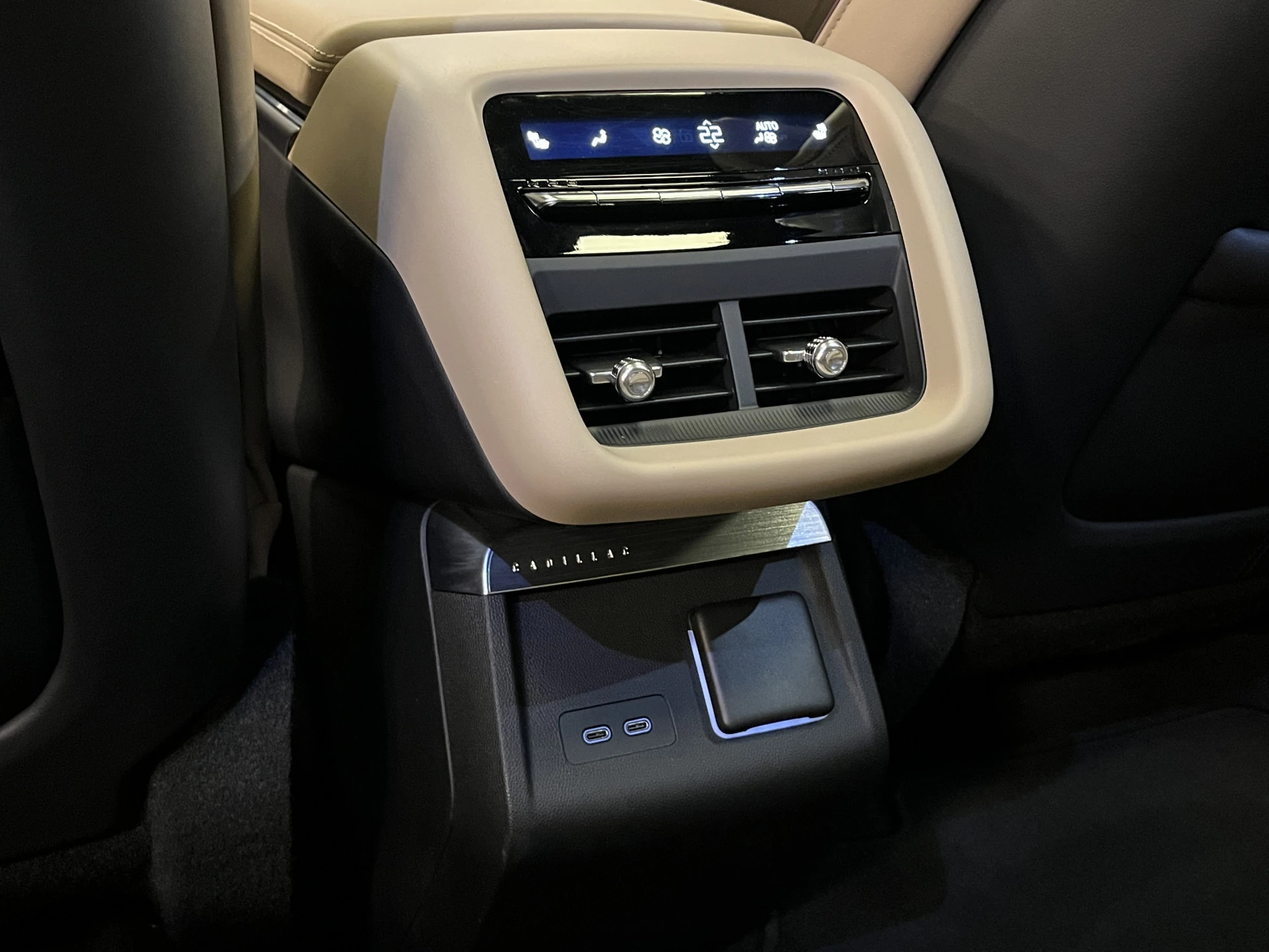Hoofdafbeelding Cadillac LYRIQ