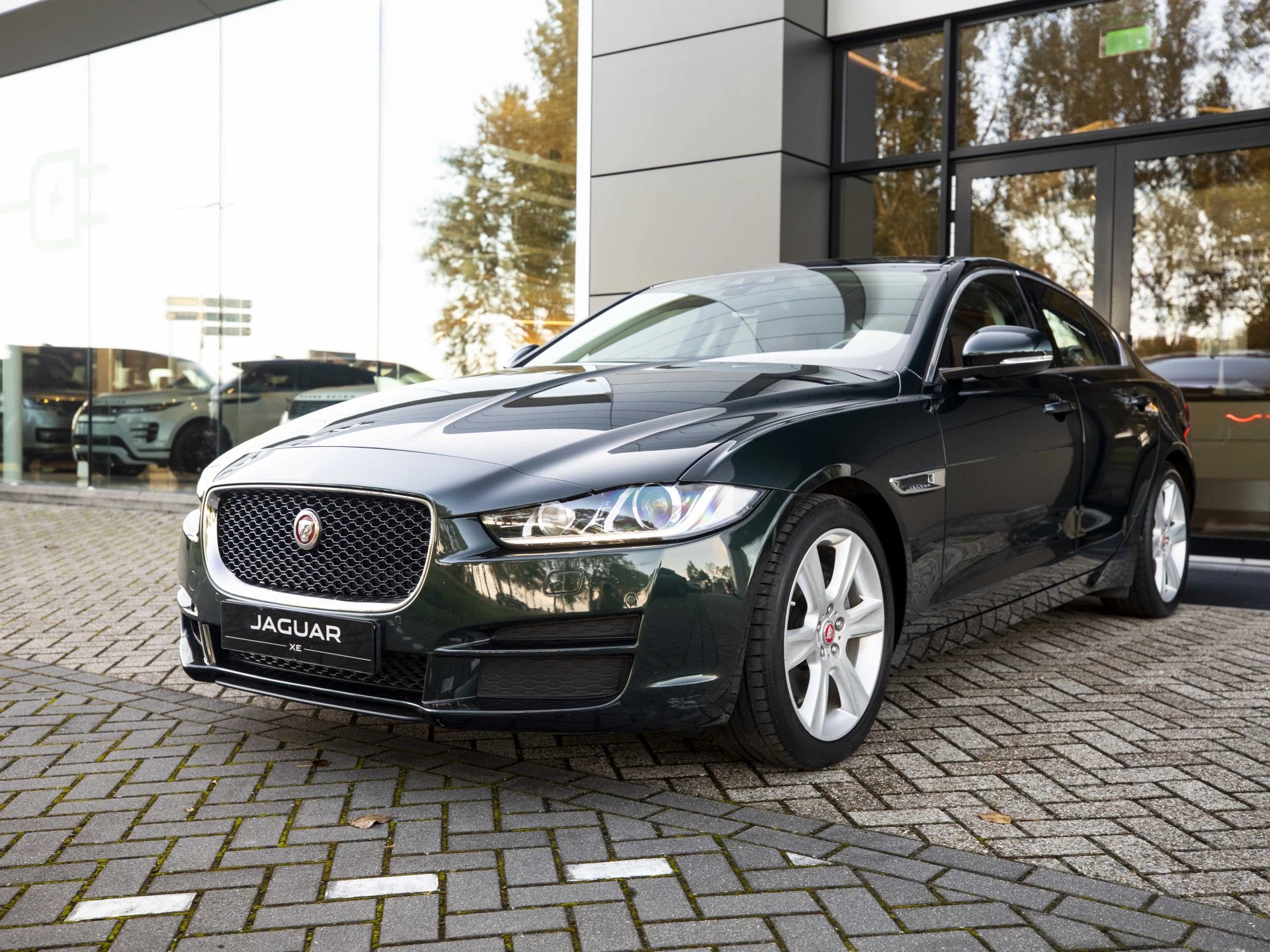 Hoofdafbeelding Jaguar XE