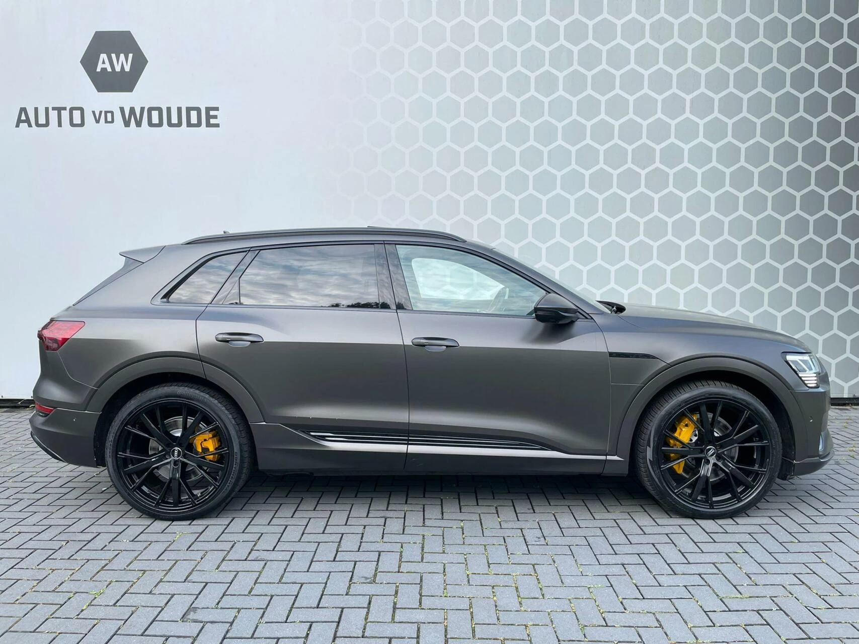 Hoofdafbeelding Audi e-tron