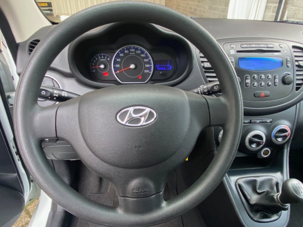 Hoofdafbeelding Hyundai i10