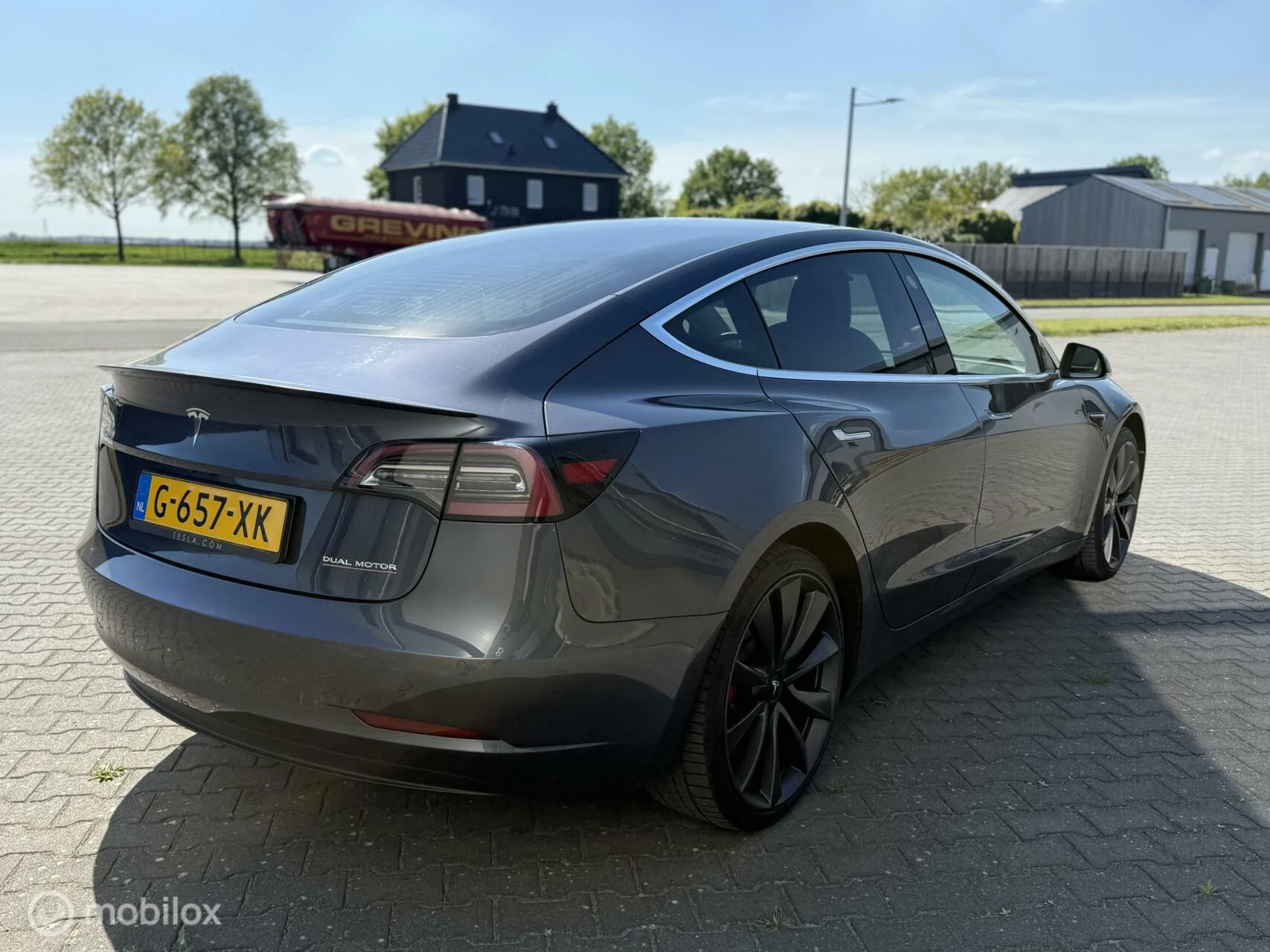 Hoofdafbeelding Tesla Model 3