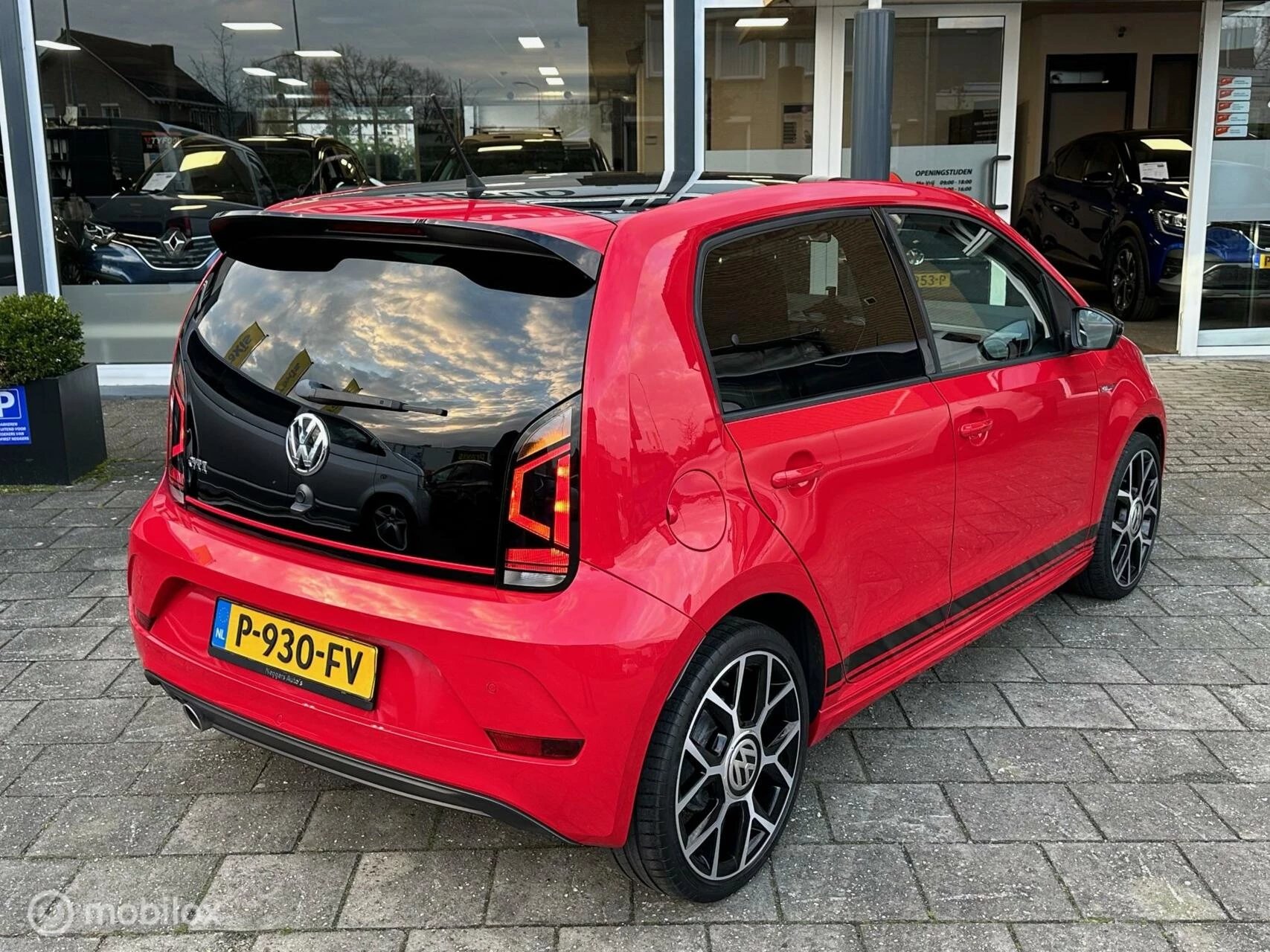 Hoofdafbeelding Volkswagen up!