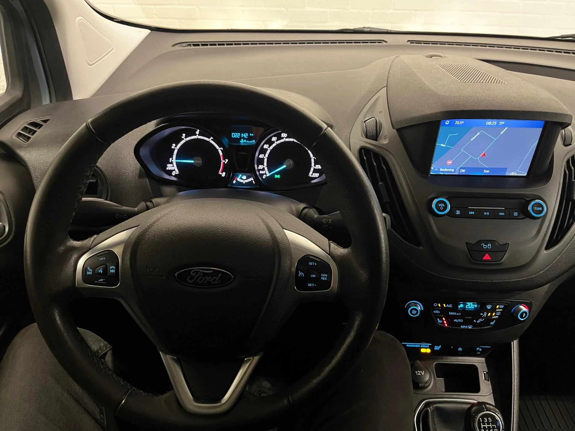 Hoofdafbeelding Ford Transit Courier