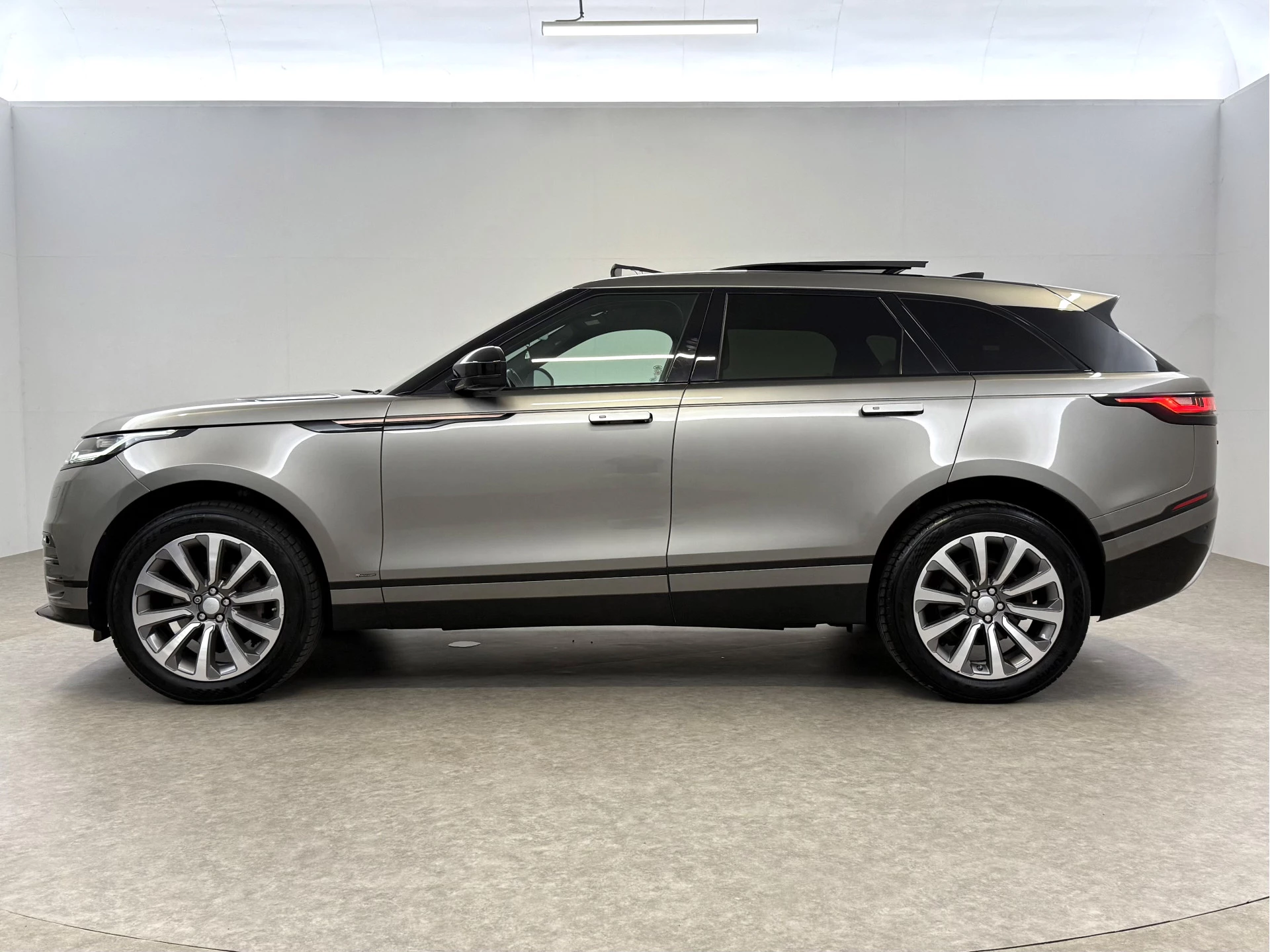 Hoofdafbeelding Land Rover Range Rover Velar