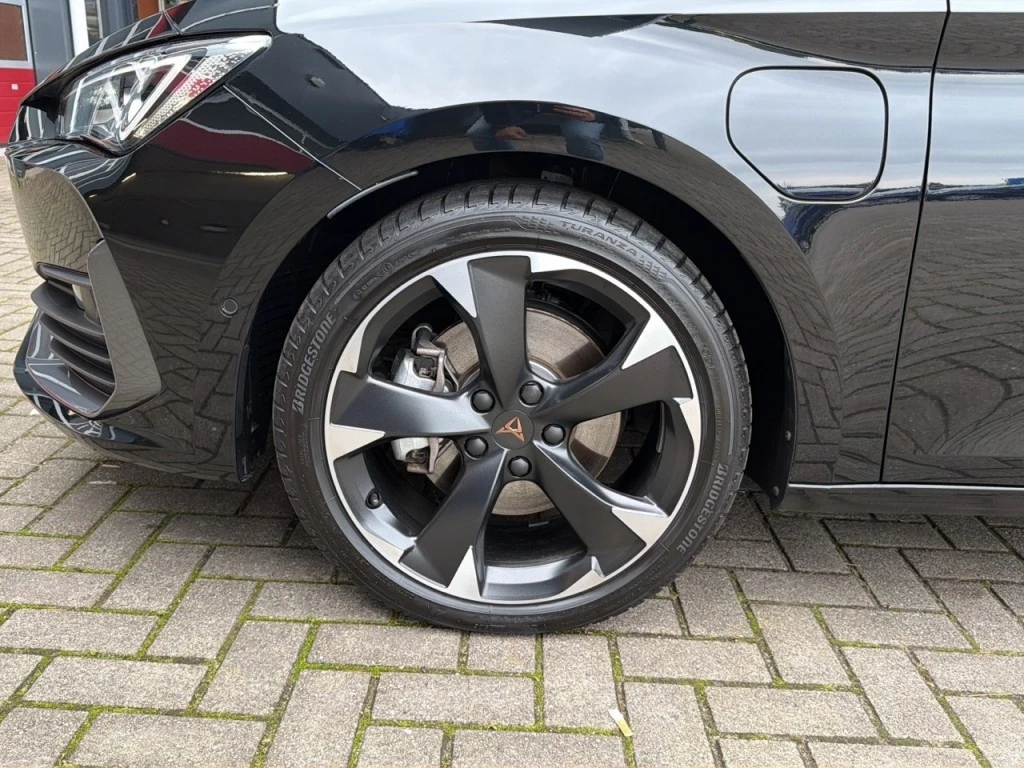 Hoofdafbeelding CUPRA Leon Sportstourer