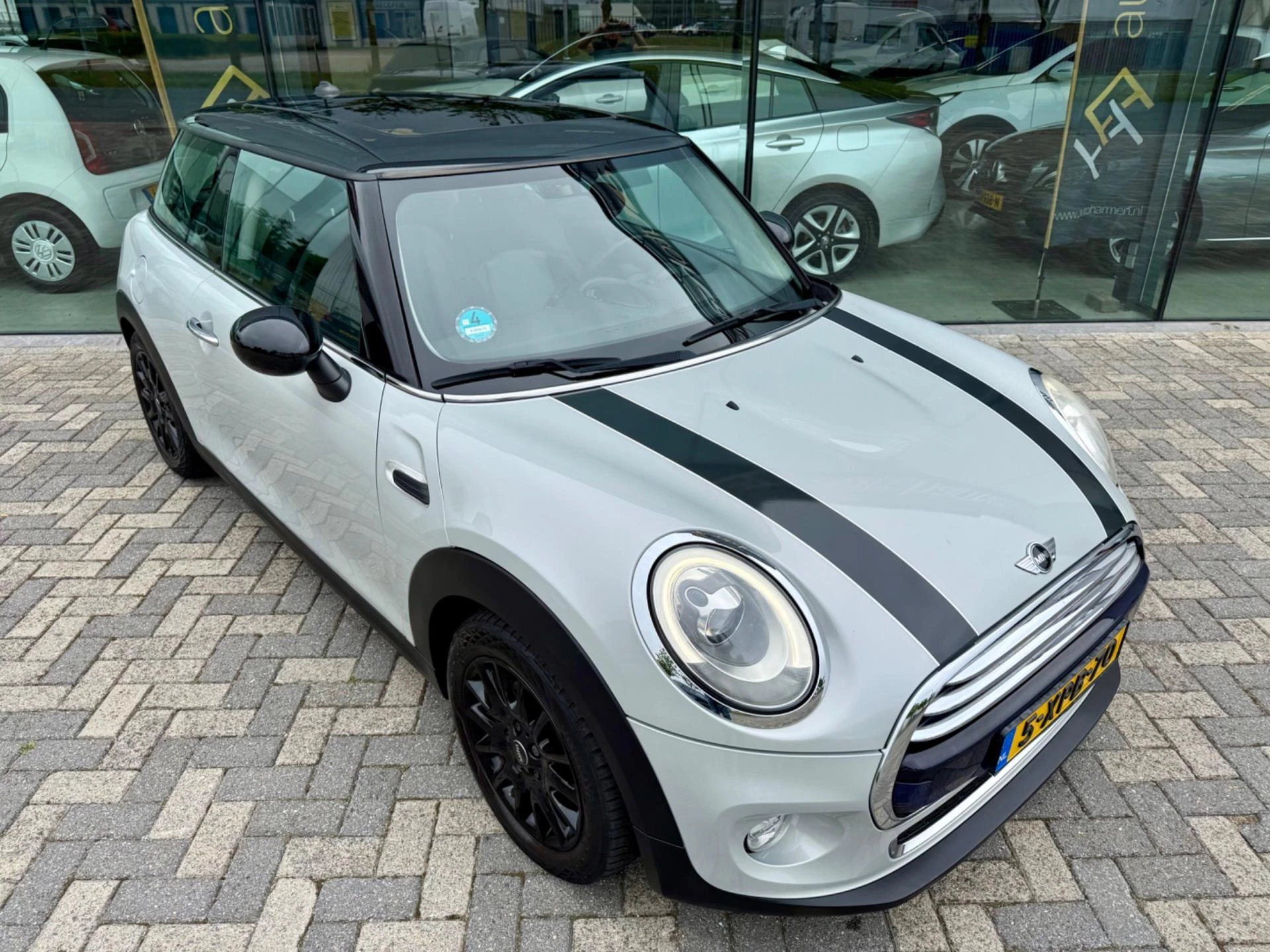 Hoofdafbeelding MINI Cooper