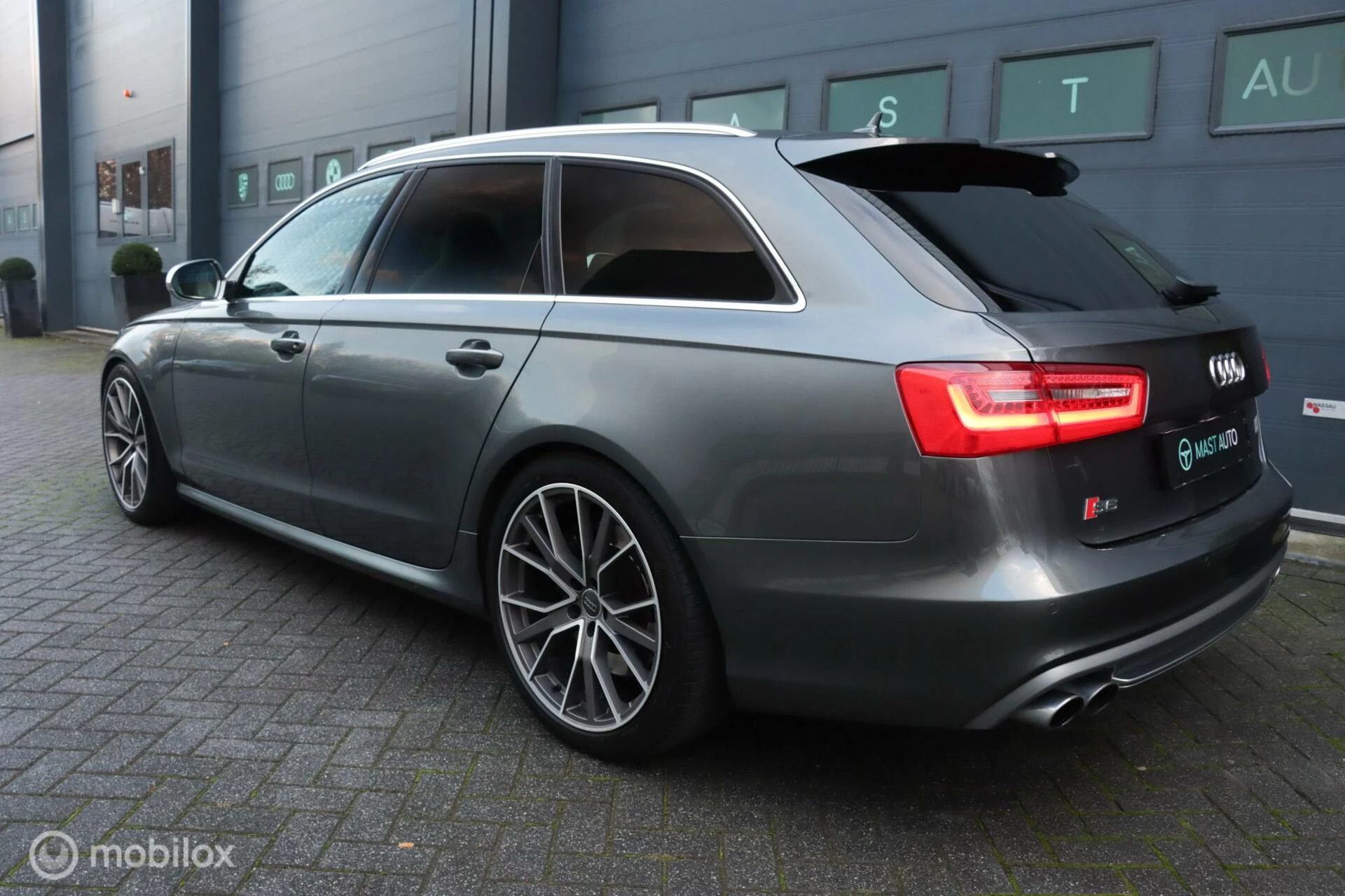 Hoofdafbeelding Audi S6