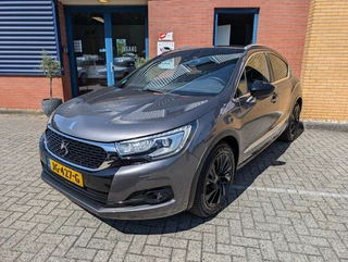 Hoofdafbeelding Citroën DS4 Citroën DS4 DS 4 CROSSBACK 1.6 CHIC AUTOMAAT, Trekhaak, Stoelverwarming, Navi