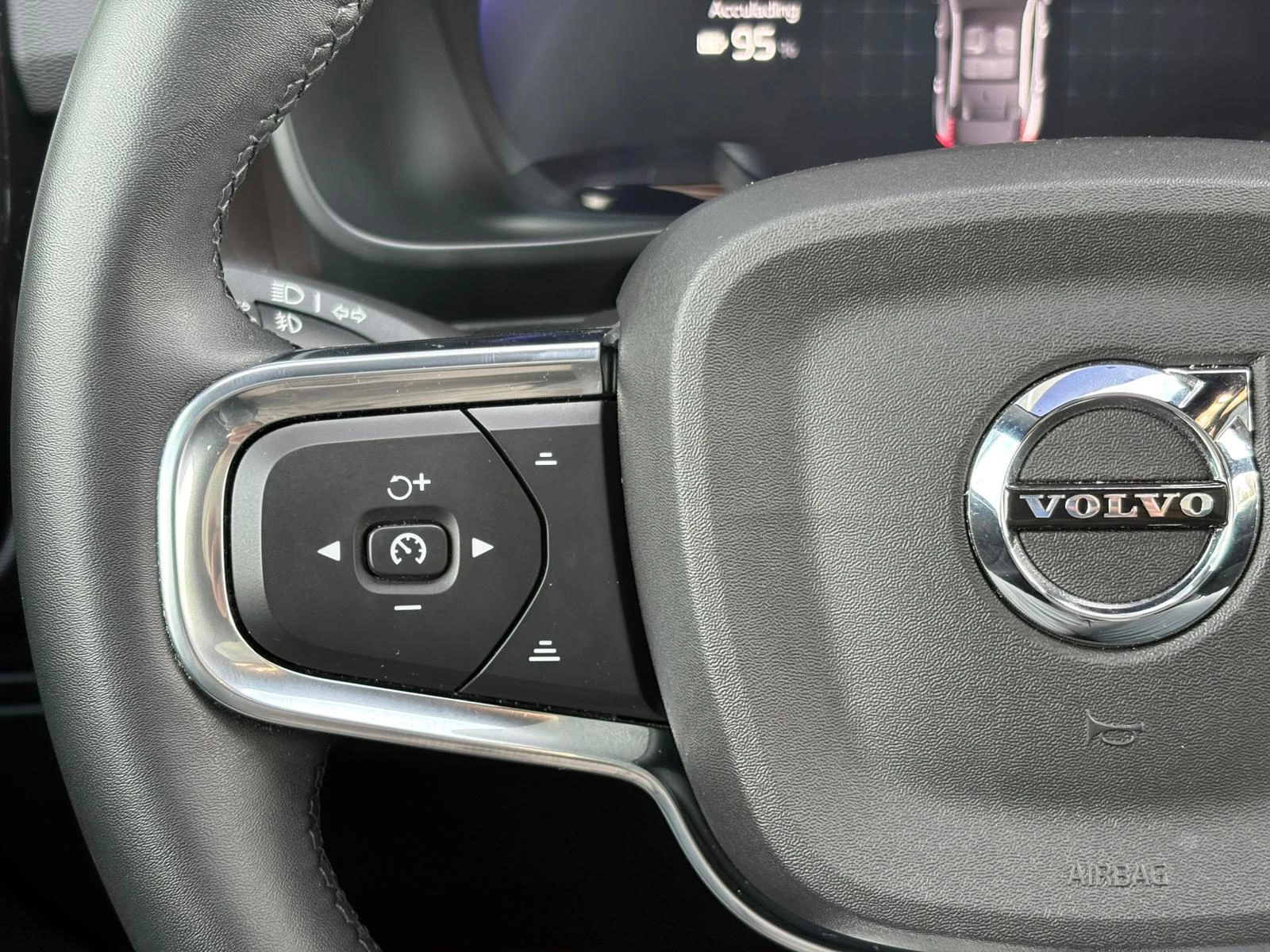 Hoofdafbeelding Volvo C40