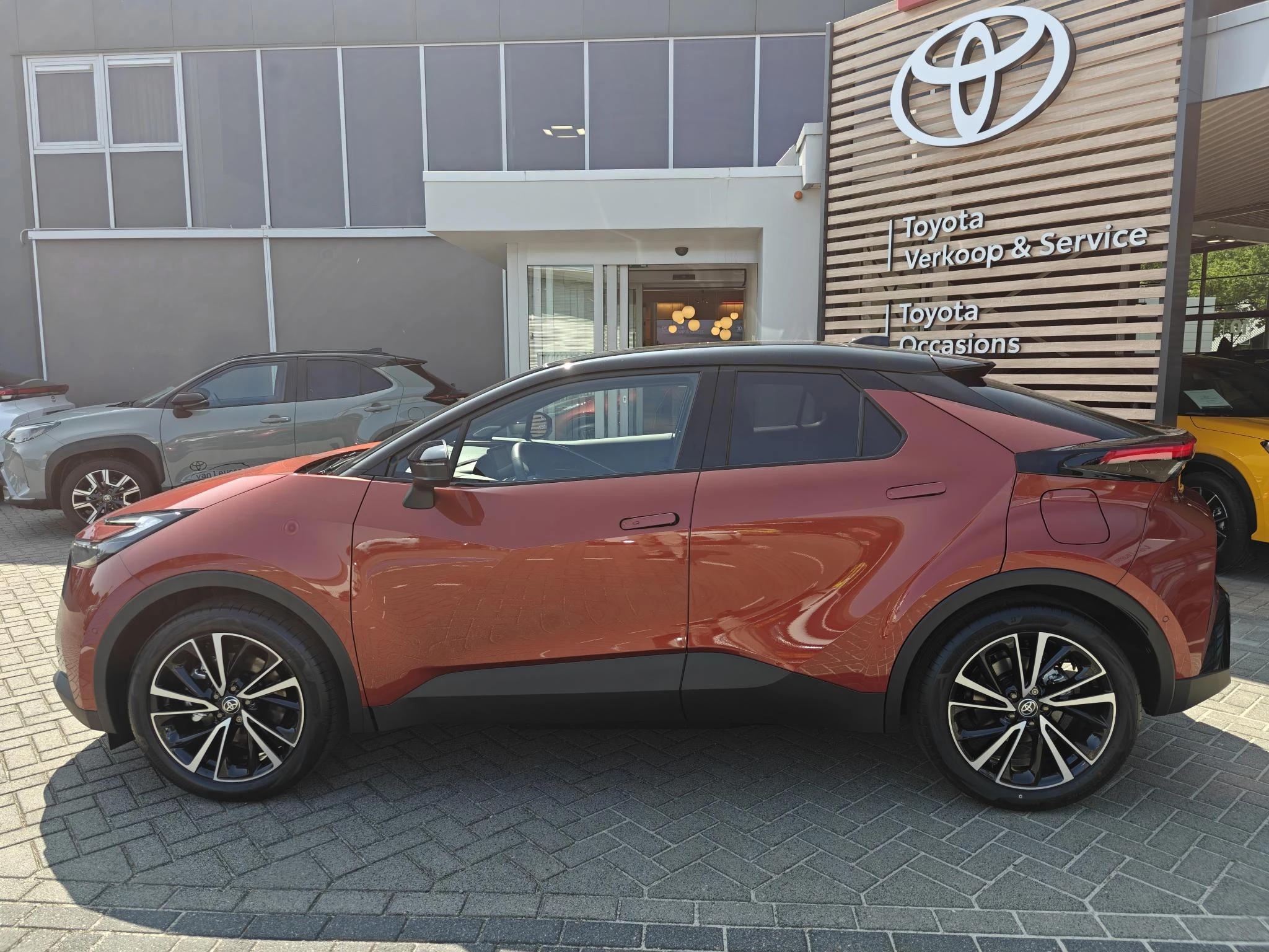 Hoofdafbeelding Toyota C-HR
